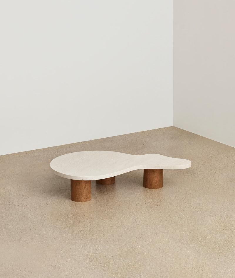 https://a.1stdibscdn.com/luca-table-large-for-sale-picture-4/f_99002/f_431547721736883721154/LucaCoffeeTableee_1_800x950_master.jpg