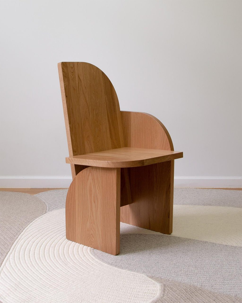 https://a.1stdibscdn.com/solid-wood-sculptural-accent-side-chair-bluff-side-chair-left-white-oak-for-sale-picture-3/f_60992/f_336272921680540493235/Luft_Tanaka_Bluff_Chair_9_master.jpg