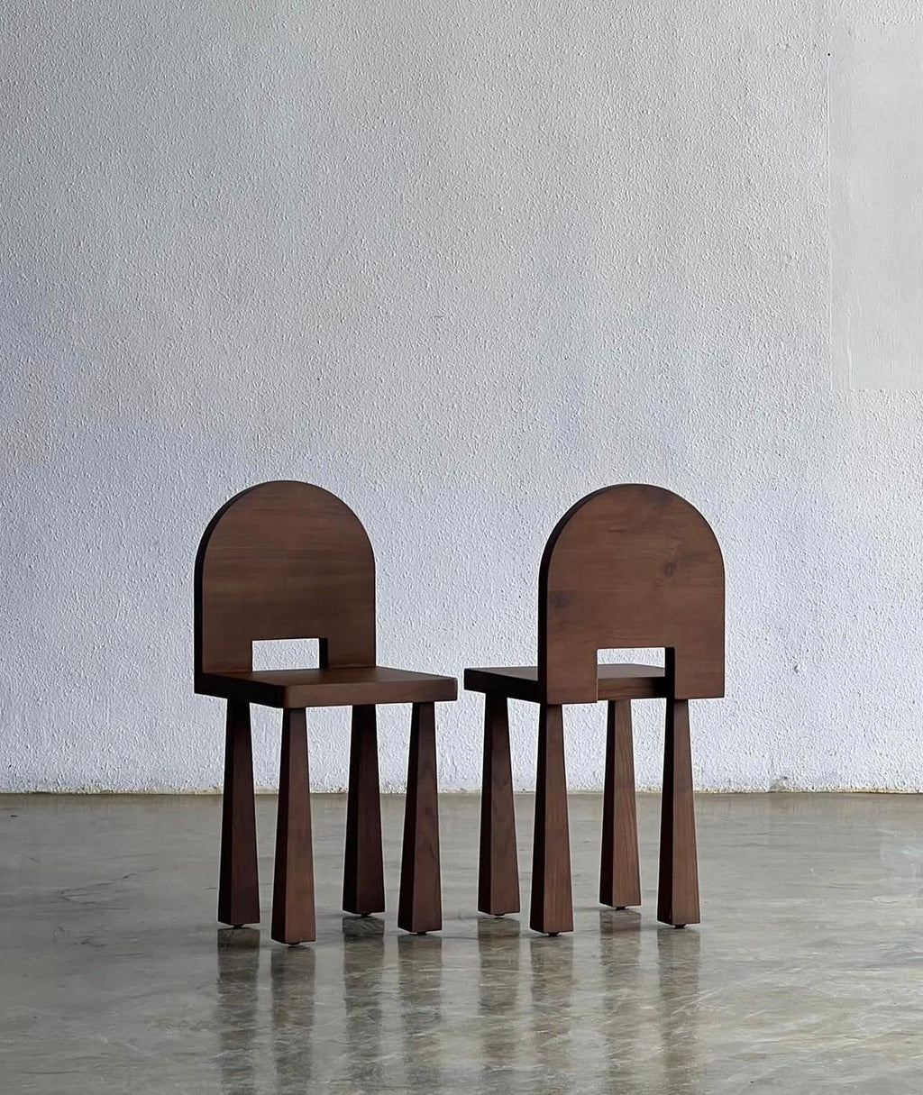 https://a.1stdibscdn.com/luna-chair-by-studio-kallang-for-sale-picture-2/f_12192/f_367675921698161075675/Luna_Chair_1_master.jpg