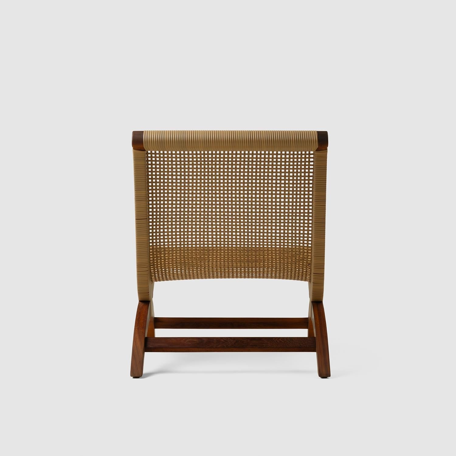 https://a.1stdibscdn.com/tropical-hardwood-and-rattan-butaque-chair-outdoor-use-licensed-reedition-for-sale-picture-6/f_34063/f_243655221768837853491/Luteca_Butaque_Clasica_Woven_W4_master.jpg