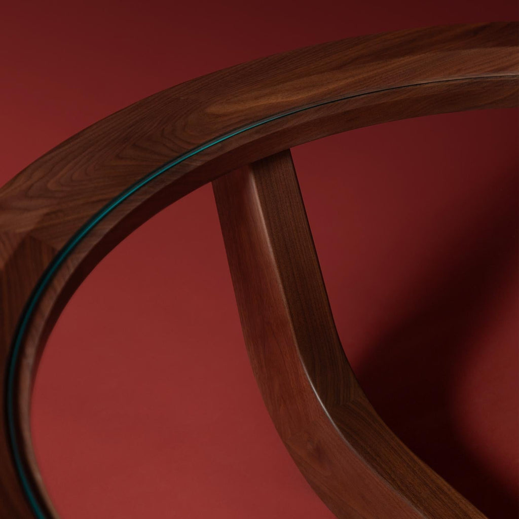 https://a.1stdibscdn.com/clara-porset-modernist-cp3-solid-walnut-and-glass-coffee-table-by-luteca-for-sale-picture-9/f_34063/f_135740321766177330598/Luteca_CP3_Coffee_Table_Walnut_Glass_D1_master.jpg