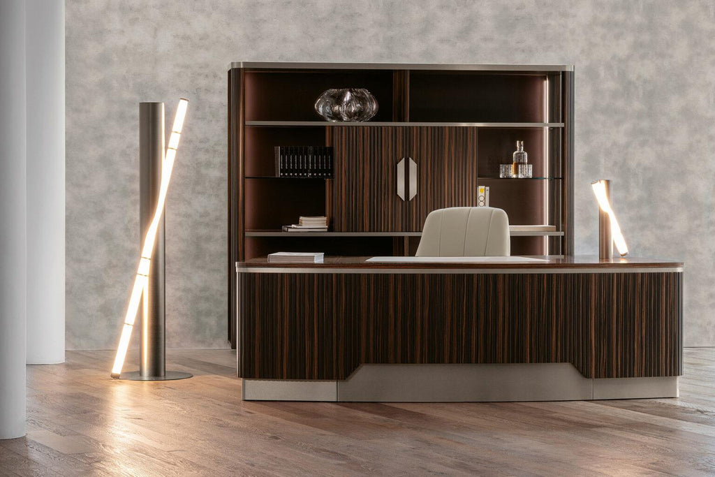 https://a.1stdibscdn.com/giorgio-collection-italian-luxor-ebony-makassar-presidential-desk-for-sale-picture-2/f_45442/f_457256721751572669606/Luxor_presidential_desk7_1_1536x1024_master.jpg