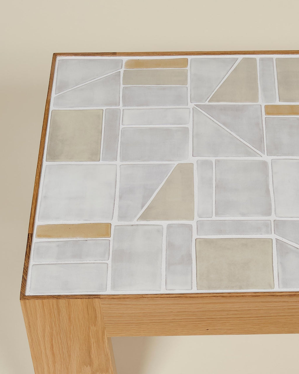 https://a.1stdibscdn.com/handmade-tile-top-lith-coffee-table-by-lynnea-jean-in-stock-for-sale-picture-7/f_81152/f_470948221762568912083/Lynnea_Jean_Interiors_026_master.jpg