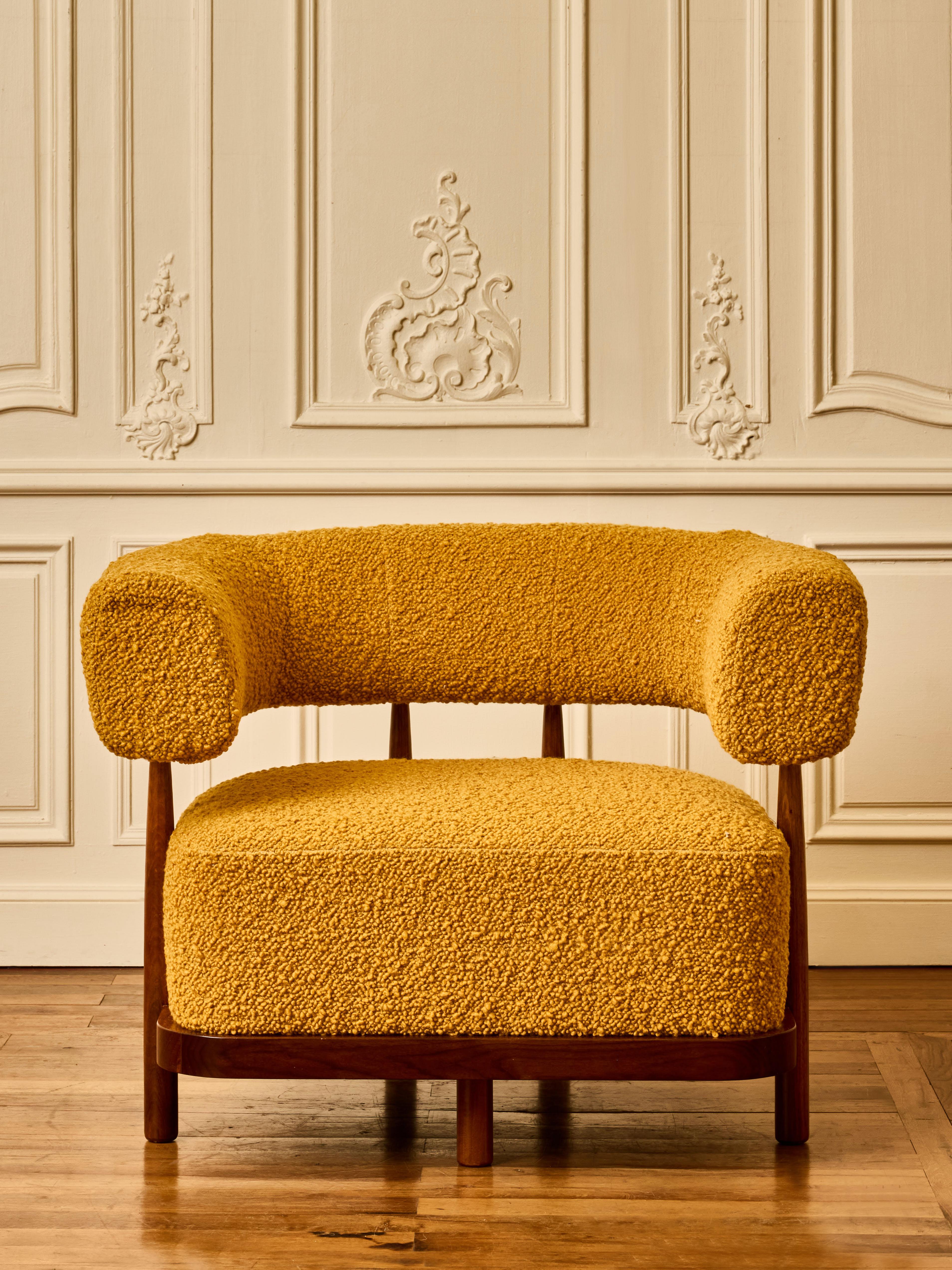 https://a.1stdibscdn.com/pair-of-armchairs-in-wood-by-studio-glustin-for-sale-picture-7/f_9680/f_449635821746965824709/M011_HTS020_003_62_master.jpg