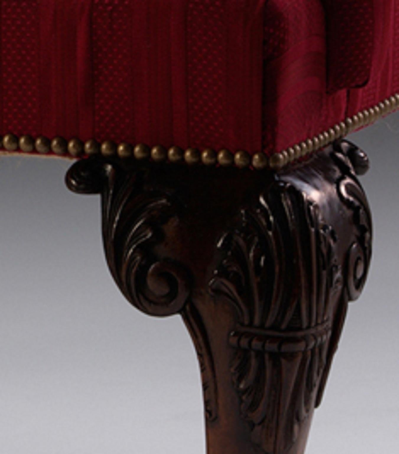 https://a.1stdibscdn.com/george-ii-sofa-for-sale-picture-3/f_17242/f_480901721766487954427/M152_close_up_2_master.jpg