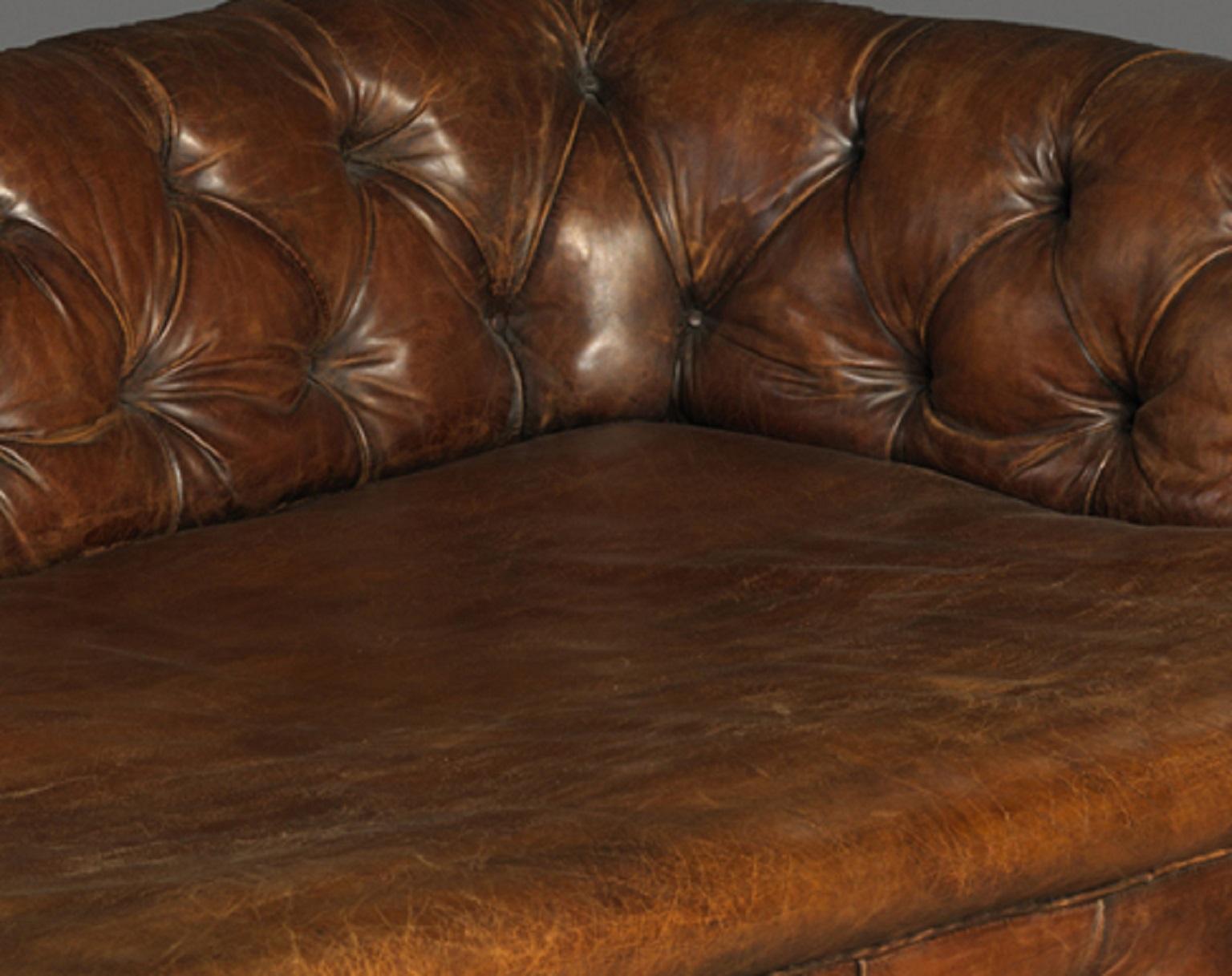 https://a.1stdibscdn.com/country-house-sofa-for-sale-picture-6/f_17242/f_489866321772093901078/M240_close_up_5_jpg_master.jpg