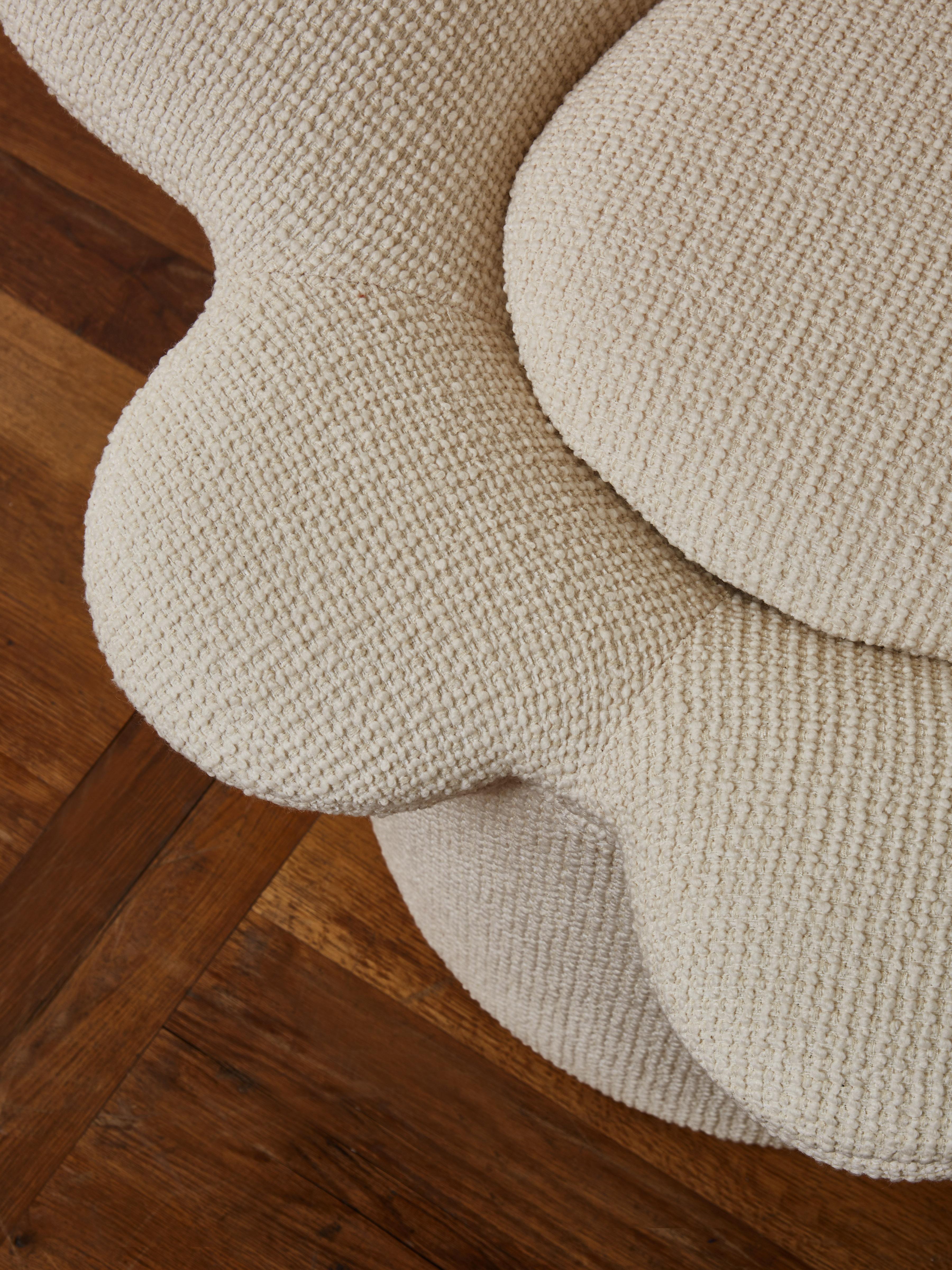 https://a.1stdibscdn.com/contemporary-flowers-armchairs-for-sale-picture-5/f_9680/f_390551321711706763174/M242_FPA023_008_42_master.jpg
