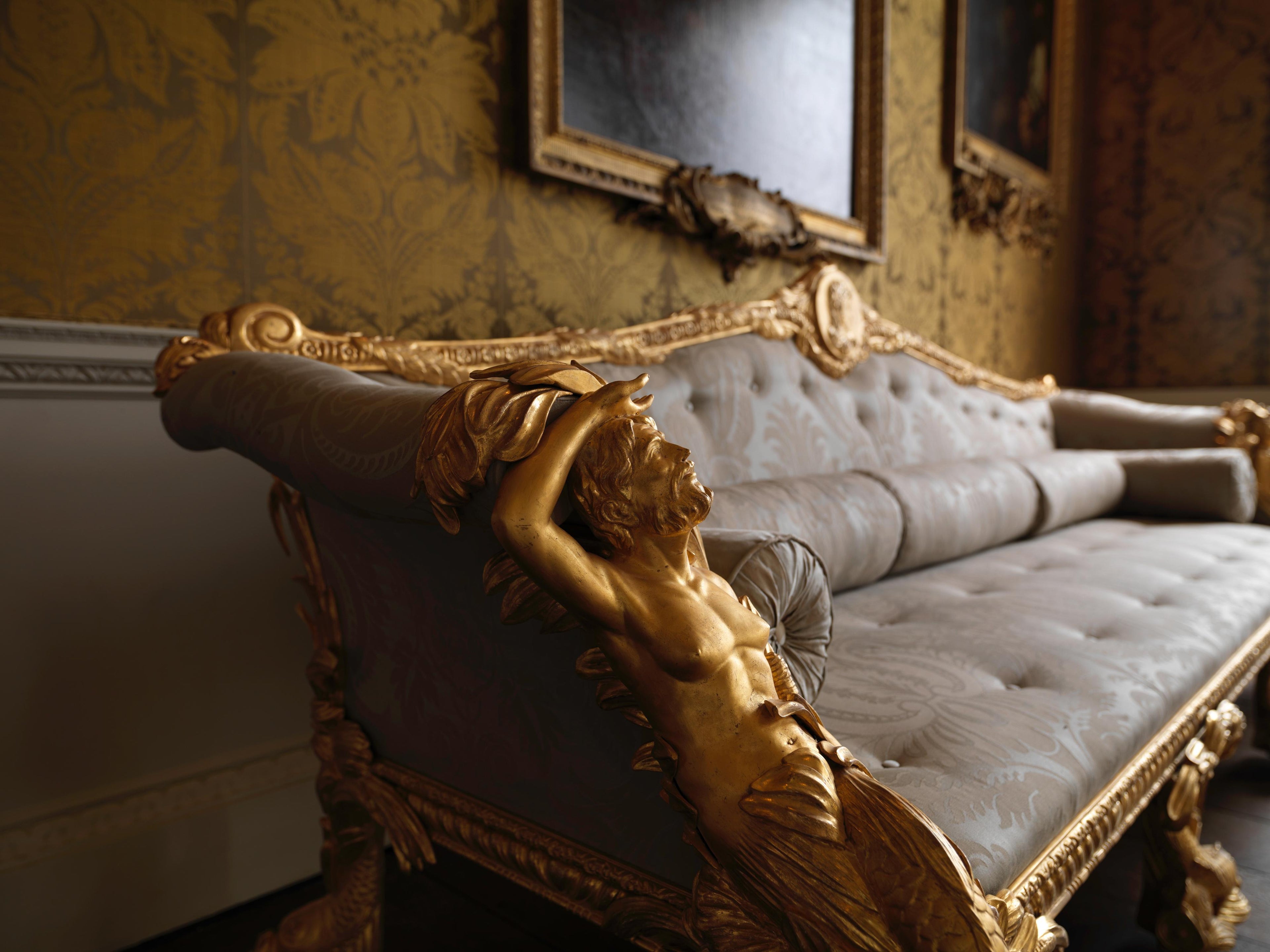 https://a.1stdibscdn.com/kedleston-hall-sofa-for-sale-picture-2/f_17242/f_487599121770810844283/M293_Close_up_Medium_Quality_master.jpg