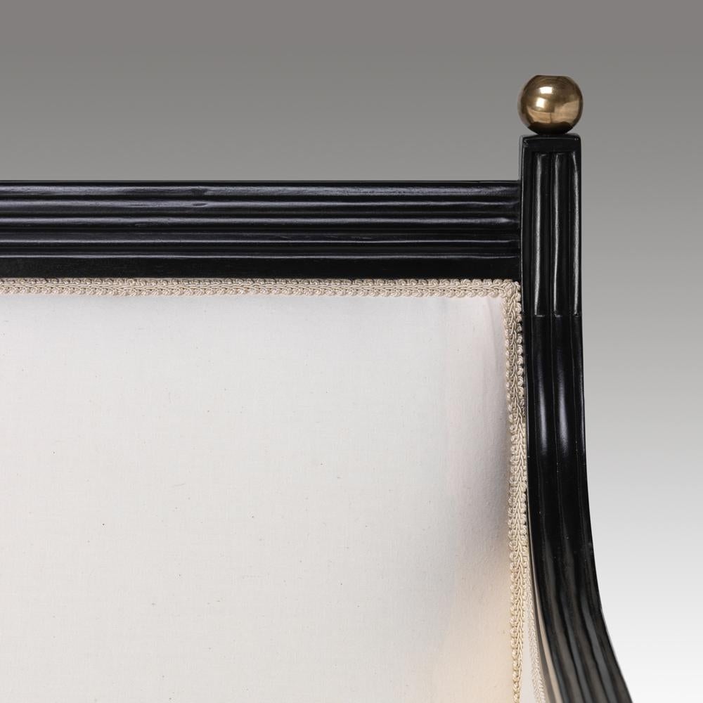https://a.1stdibscdn.com/ditchley-sofa-for-sale-picture-2/f_17242/f_486734621770296859520/M308_Close_up_1_master.jpg