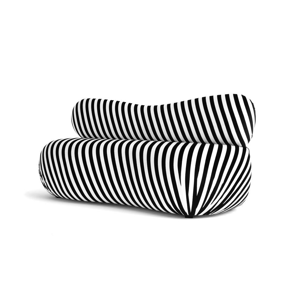 https://a.1stdibscdn.com/majj-studio-striped-sofa-for-sale-picture-3/f_76852/f_320119721672665867713/MAJJ_0570_master.jpeg