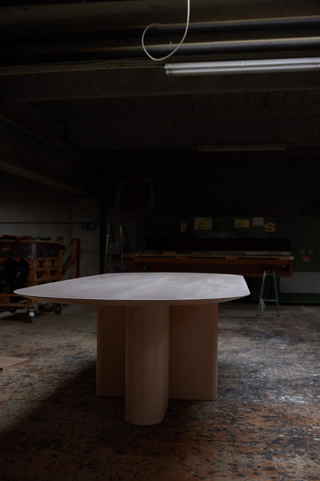 https://a.1stdibscdn.com/mg210-beech-dining-table-by-malte-gormsen-for-sale-picture-2/f_12192/f_428247721734569577008/MALTE_GORMSEN_M_OMME_20230316_108_WEB_master.jpg