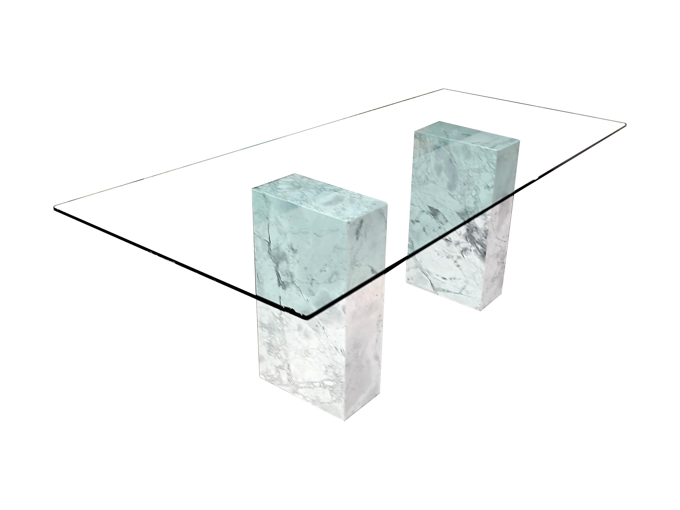 https://a.1stdibscdn.com/columns-dining-table-with-portobello-italian-marble-base-crystal-made-in-spain-for-sale-picture-4/f_81592/f_397987121716212625536/MARBLE_COLUMNS_DINING_TABLE_PORTOBELLO_ITALY_MARBLE_CRYSTAL_4_master.jpg