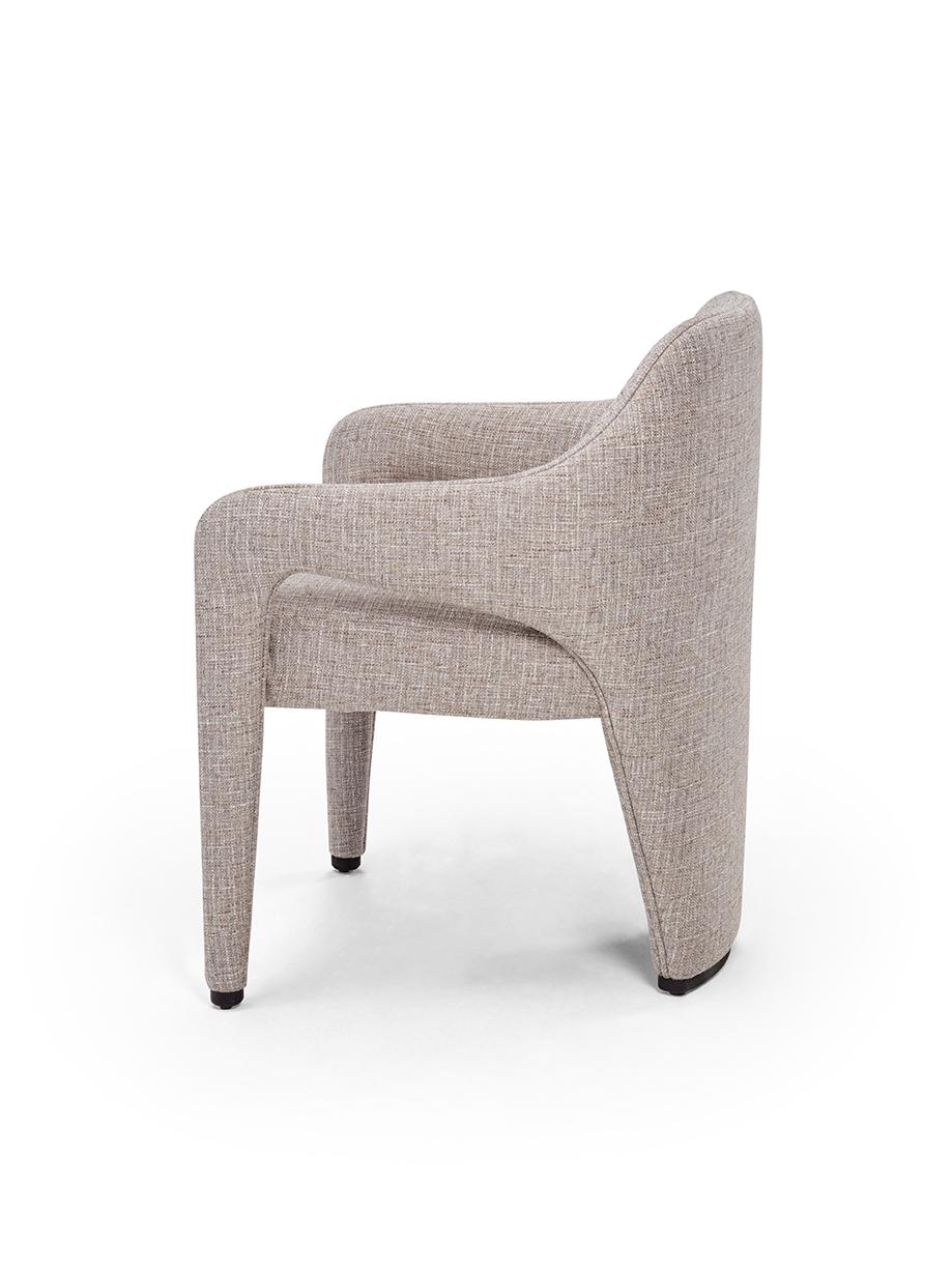 https://a.1stdibscdn.com/marlon-dining-chair-fully-upholstered-for-sale-picture-3/f_52952/f_254914021632821593904/MARLON_Melange_02_147781_master.jpg