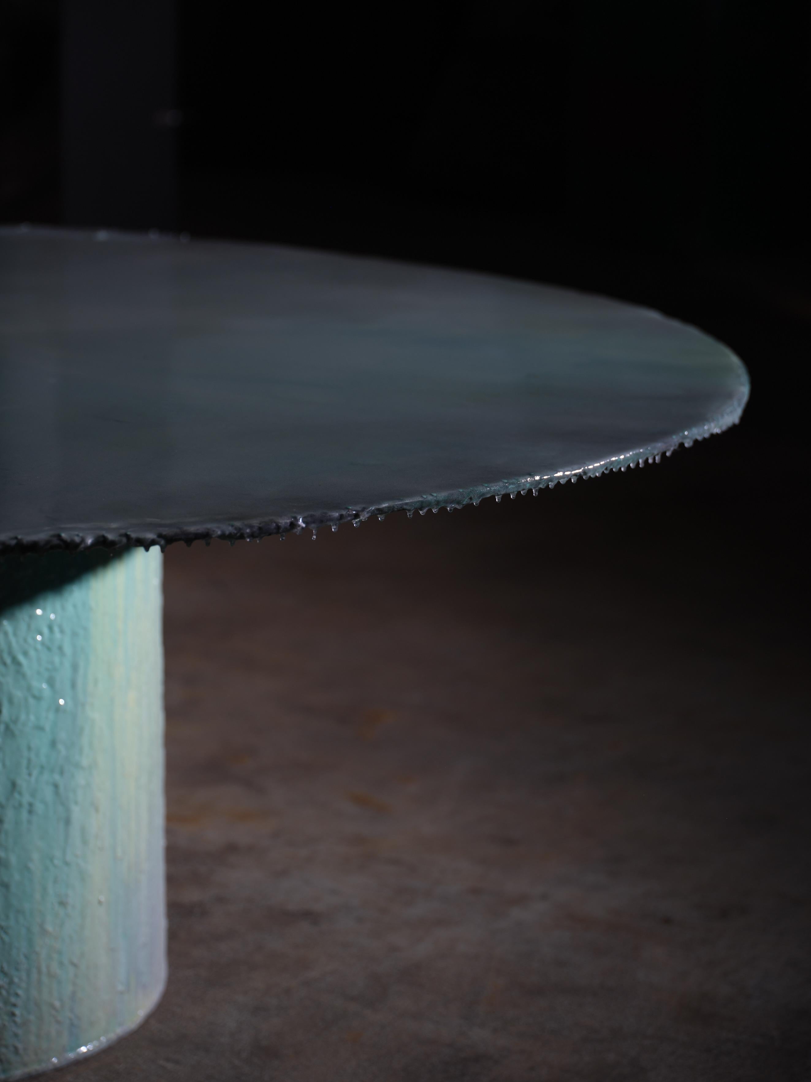 https://a.1stdibscdn.com/contemporary-one-of-a-kind-pacific-mist-table-for-sale-picture-7/f_70152/f_457177421751541081438/MA_HIGO_Bellerose0761_master.jpeg
