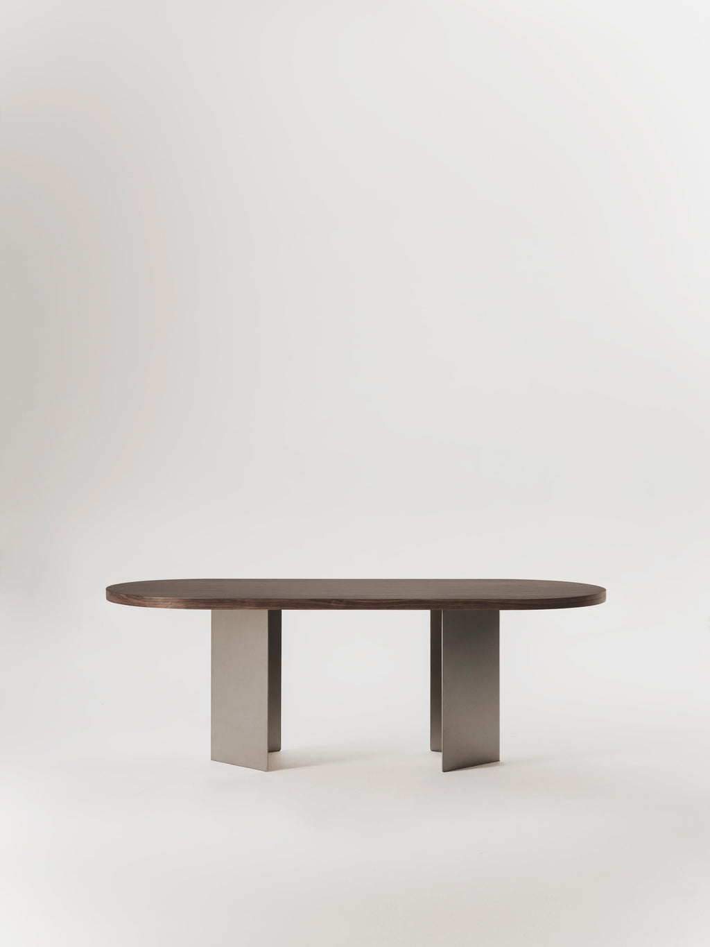 https://a.1stdibscdn.com/mara-dining-table-in-wood-veneer-and-stainless-steel-by-marlot-baus-for-sale-picture-4/f_106442/f_475067321763030607135/MB_3216_master.jpg