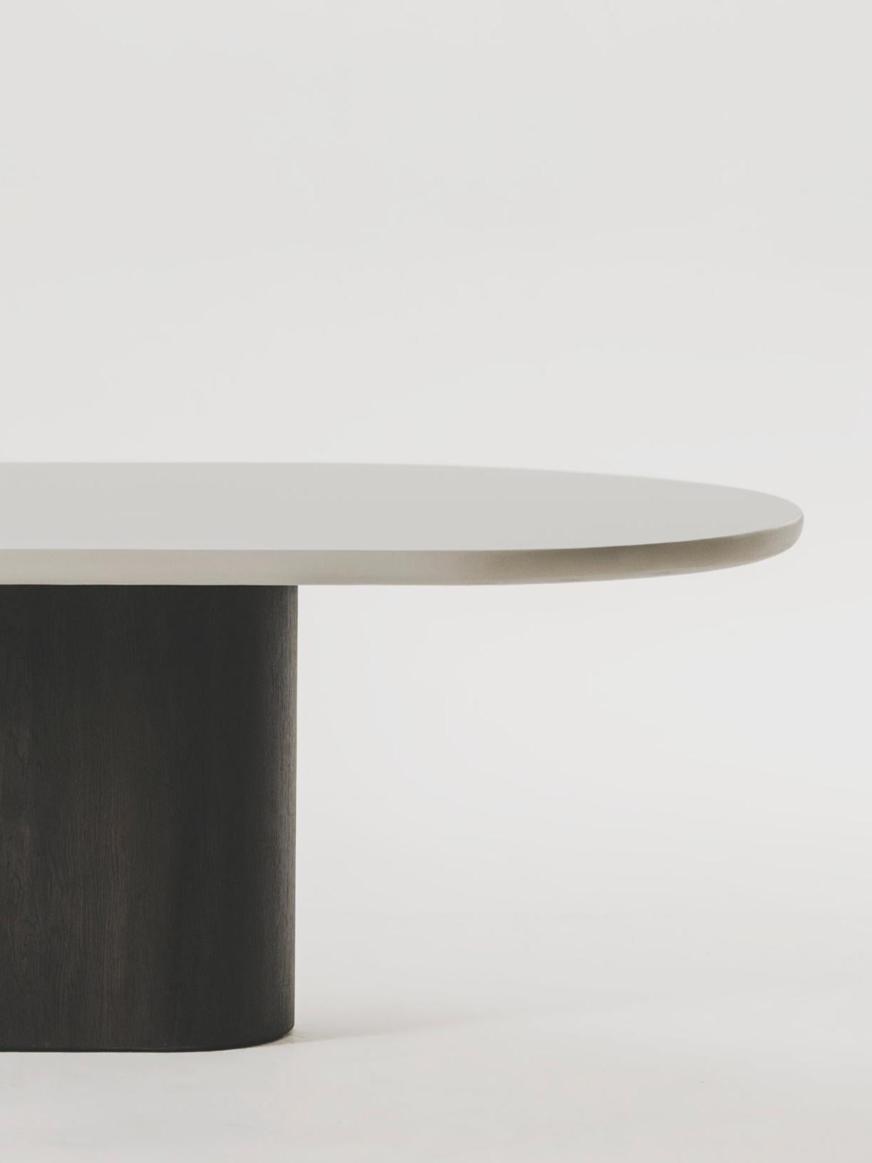 https://a.1stdibscdn.com/celli-dining-table-in-microcement-and-wood-veneer-by-marlot-baus-for-sale-picture-3/f_106442/f_474632721762775990846/MB_3278_ff8f9f5a_0f50_4567_8020_7a262972d3c9_master.jpg