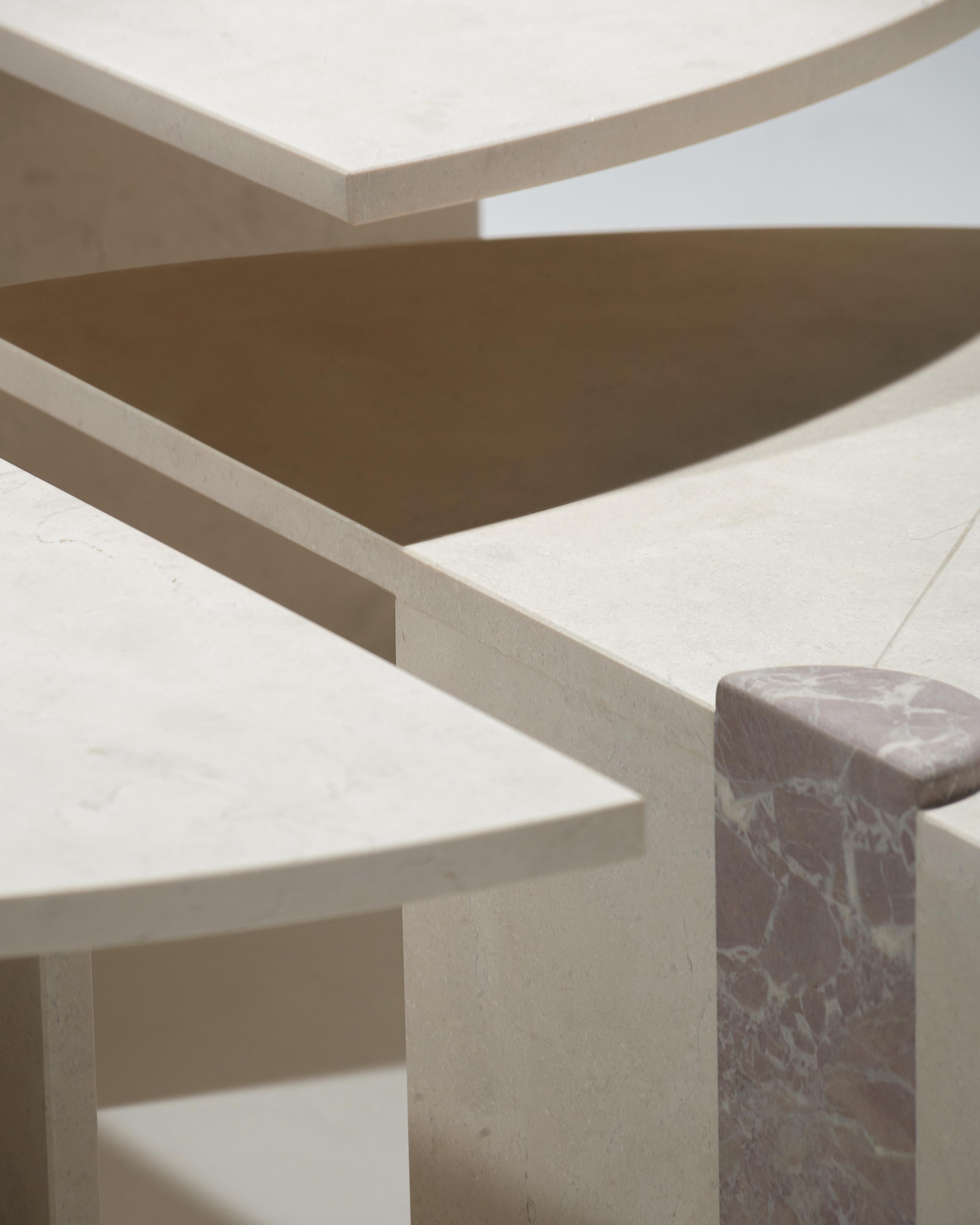 https://a.1stdibscdn.com/agora-luxury-marble-coffee-table-round-marquetry-cream-red-matte-marble-spain-for-sale-picture-3/f_81592/f_377248621703782702576/MEDEL_GEAYMENA_2022_04_master.jpg
