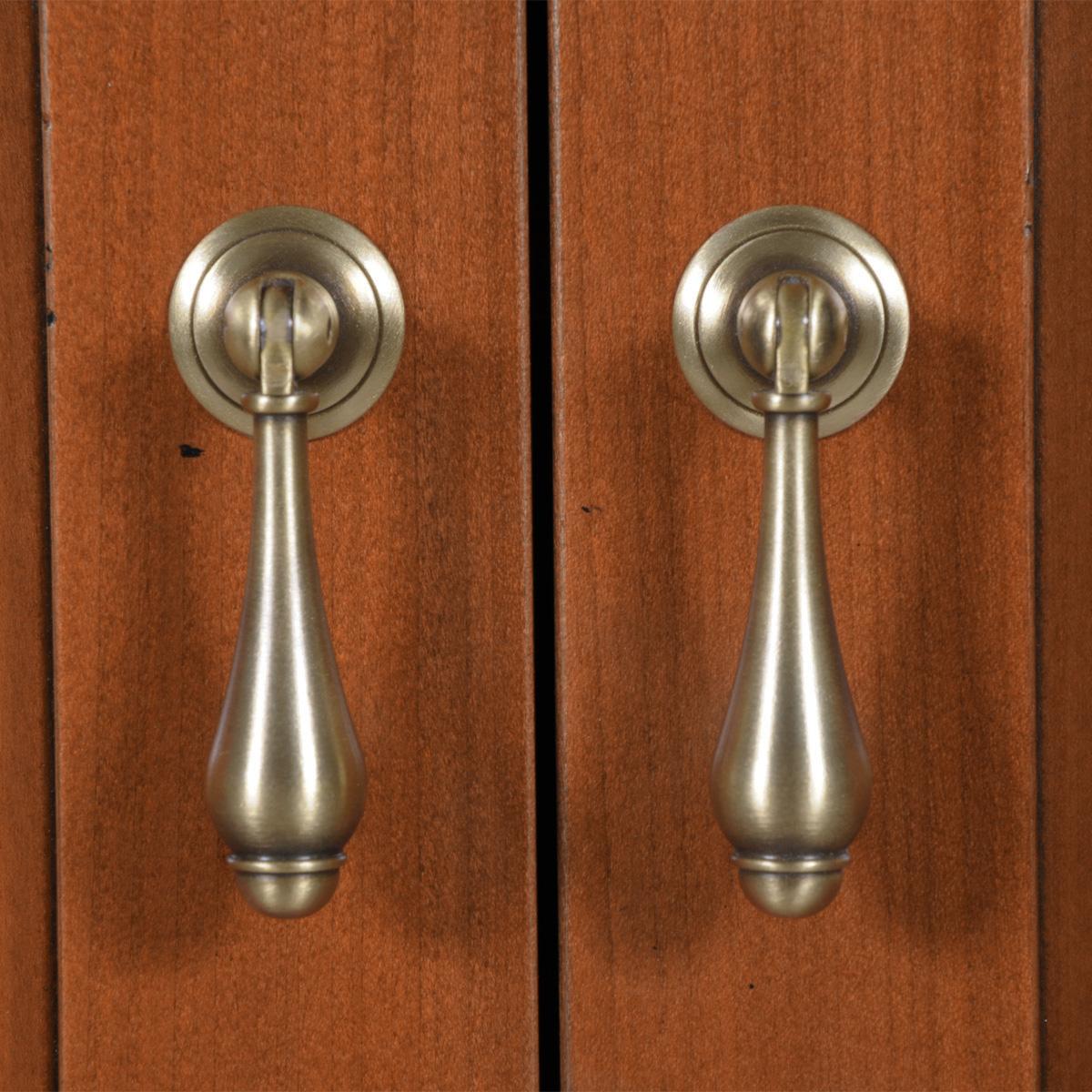 https://a.1stdibscdn.com/french-armoirette-cabinet-with-1-folding-door-in-solid-stained-cherry-wood-for-sale-picture-6/f_57342/f_362231321695104561793/MEL_4106MD_armoirette_1_porte_d_tail_poign_es_1200x1200_master.jpg