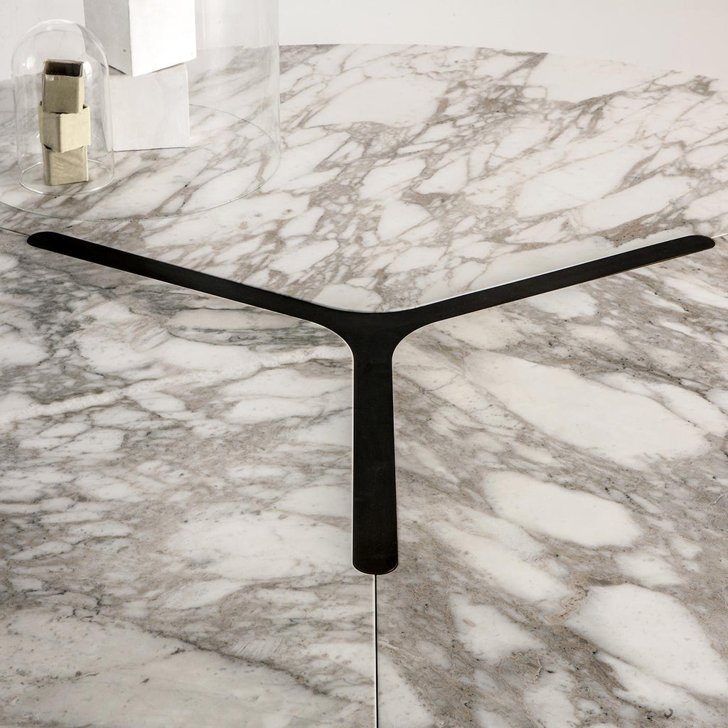 https://a.1stdibscdn.com/infinity-dining-table-by-cesare-arosio-for-sale-picture-2/22569652/f_216144021606738605445/MEROCO_114_A20200320_44_10o64na_master.jpg