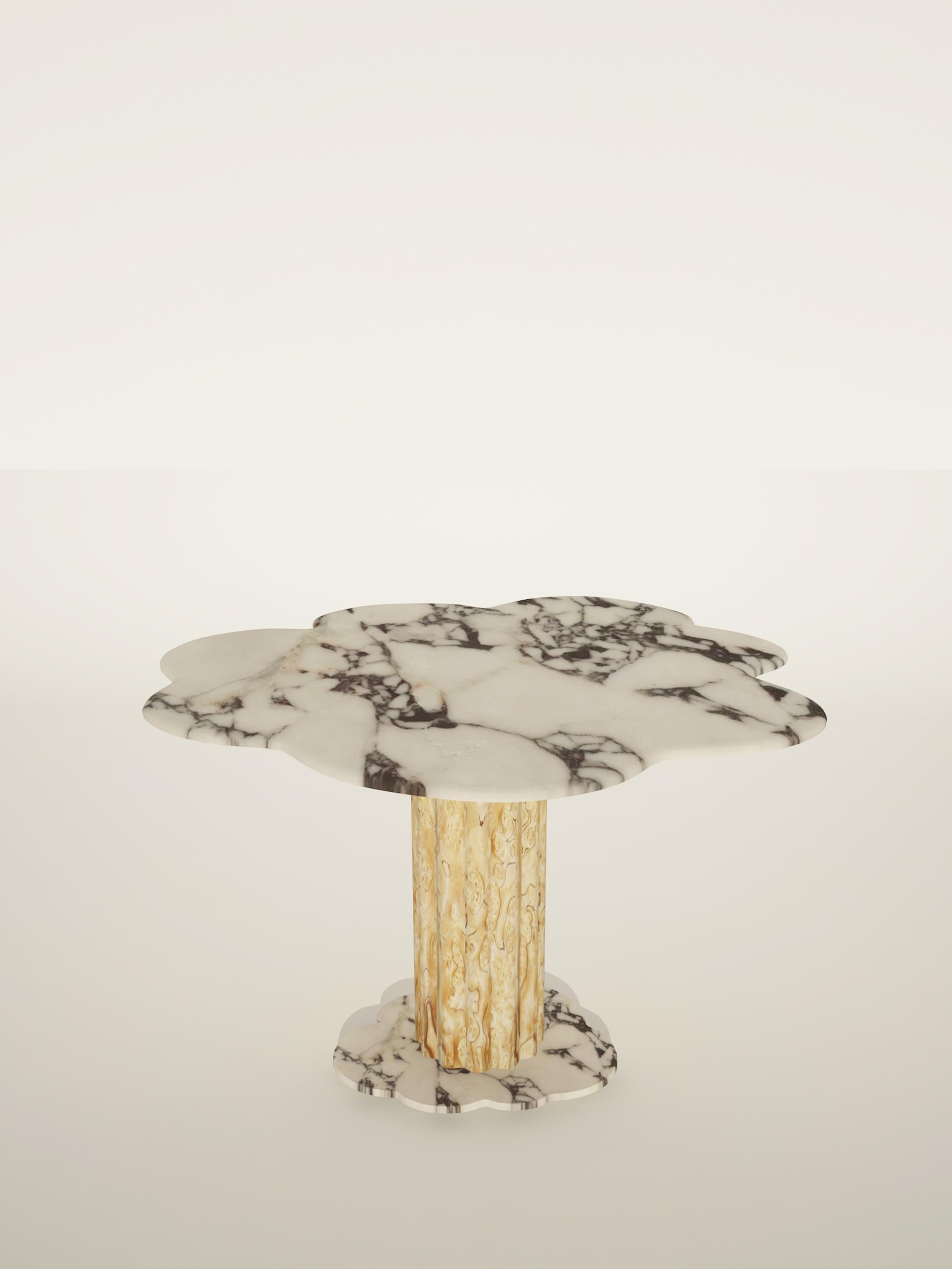 https://a.1stdibscdn.com/sulpap-green-onyx-marble-dining-table-with-polished-chrome-metal-base-for-sale-picture-11/f_36601/f_404258421719862246043/MERVE_KAHRAMAN_SULPAPTABLE_12_master.jpg