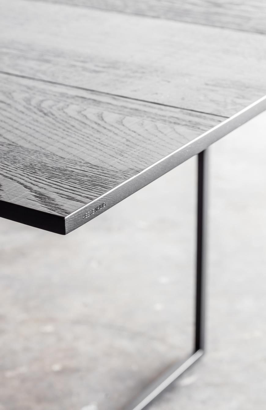 https://a.1stdibscdn.com/xxl-minimalist-outdoor-dining-in-sleek-metal-frame-and-wood-top-heerenhuis-for-sale-picture-9/f_27693/f_321679821764192804763/MESA_NERO_5_870_master.jpg