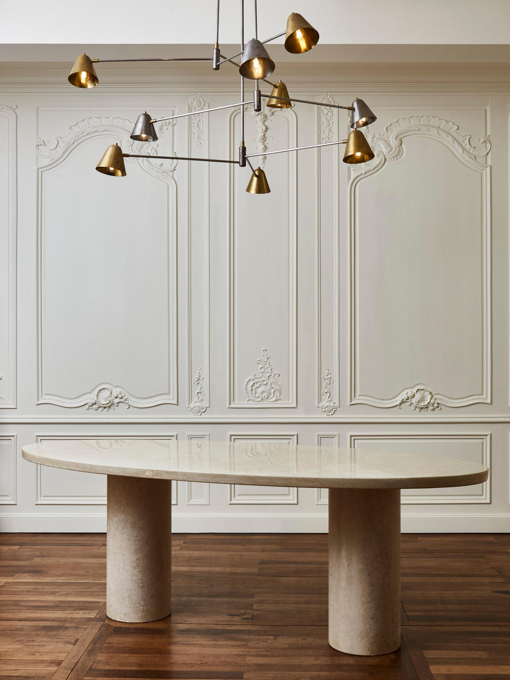 https://a.1stdibscdn.com/dining-table-in-travertine-stone-by-studio-glustin-for-sale-picture-3/f_9680/f_339466221682248609227/MF01_M007_HTS023_002_1_master.jpg