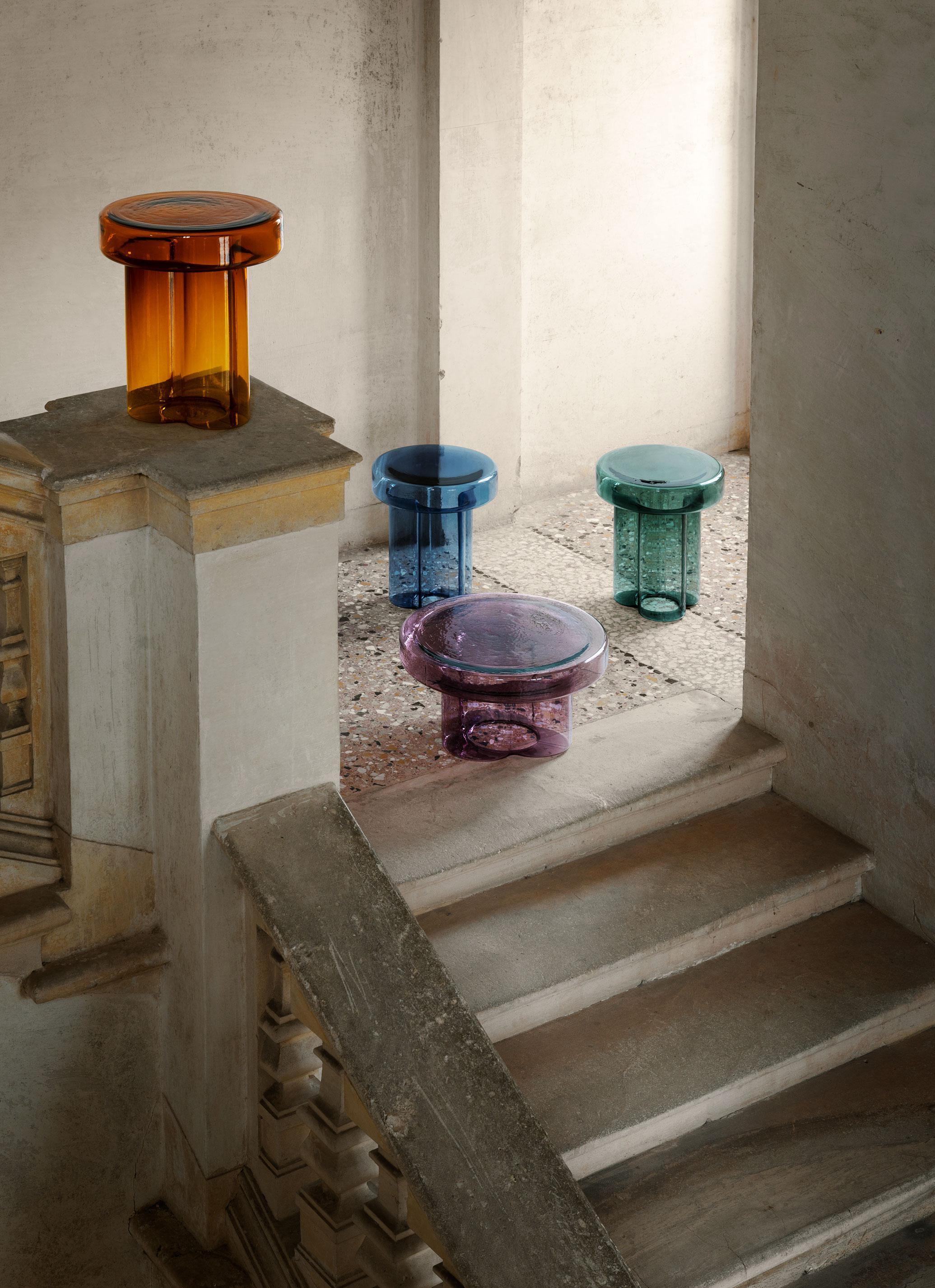 https://a.1stdibscdn.com/soda-blown-murano-glass-high-coffee-table-in-petrol-by-yiannis-ghikas-for-sale-picture-3/f_16392/f_342105421683674818077/MF_Soda_coffee_table_13_master.jpg