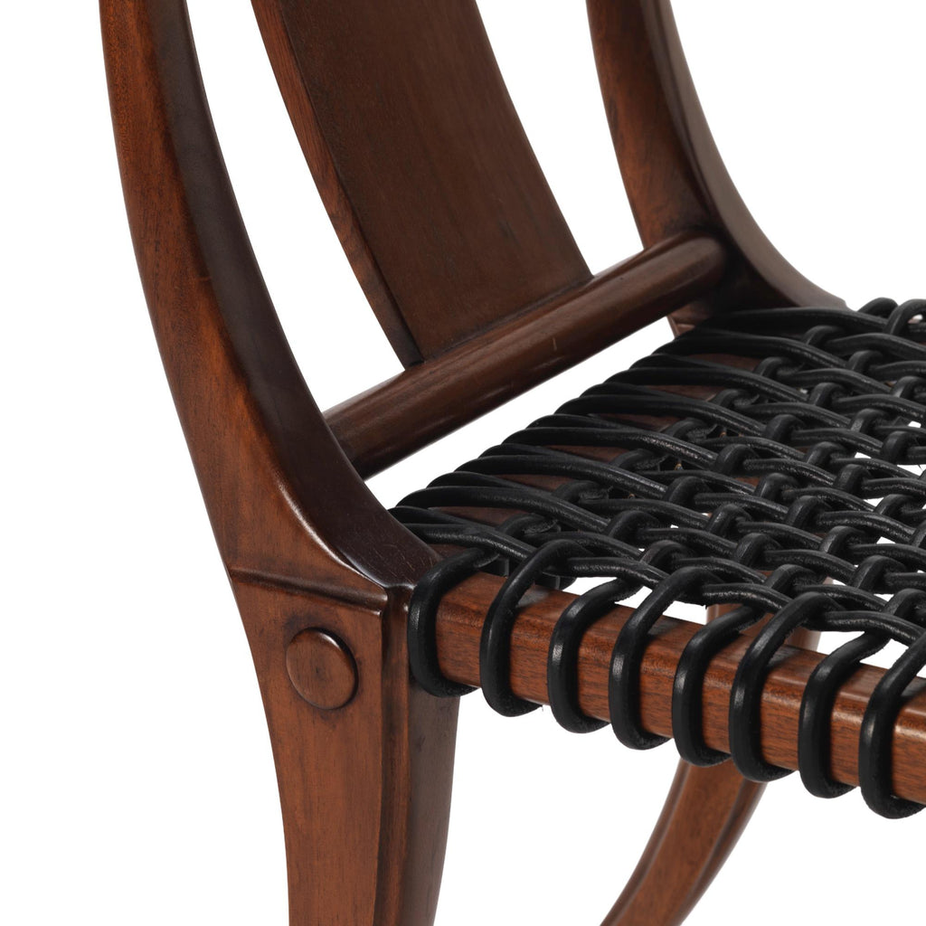 https://a.1stdibscdn.com/klismos-chair-for-sale-picture-2/f_72532/f_327386021676278461327/MGT008_close_PhotoRoom_master.jpg