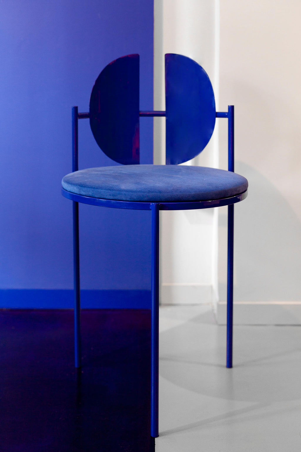 https://a.1stdibscdn.com/qoticher-chair-by-angel-mombiedro-for-sale-picture-15/f_12192/f_318198221671475982909/_MG_0045_master.jpg