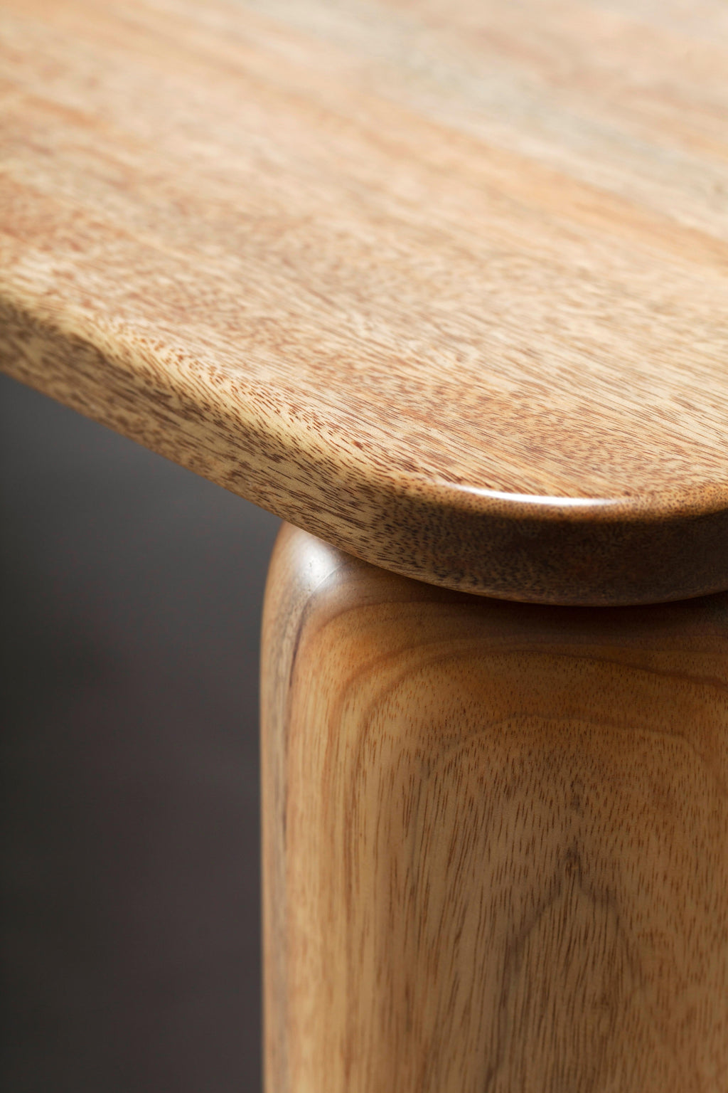 https://a.1stdibscdn.com/well-grounded-dining-table-by-laluz-for-sale-picture-5/f_12192/f_429647721735767149697/_MG_0491_master.JPG