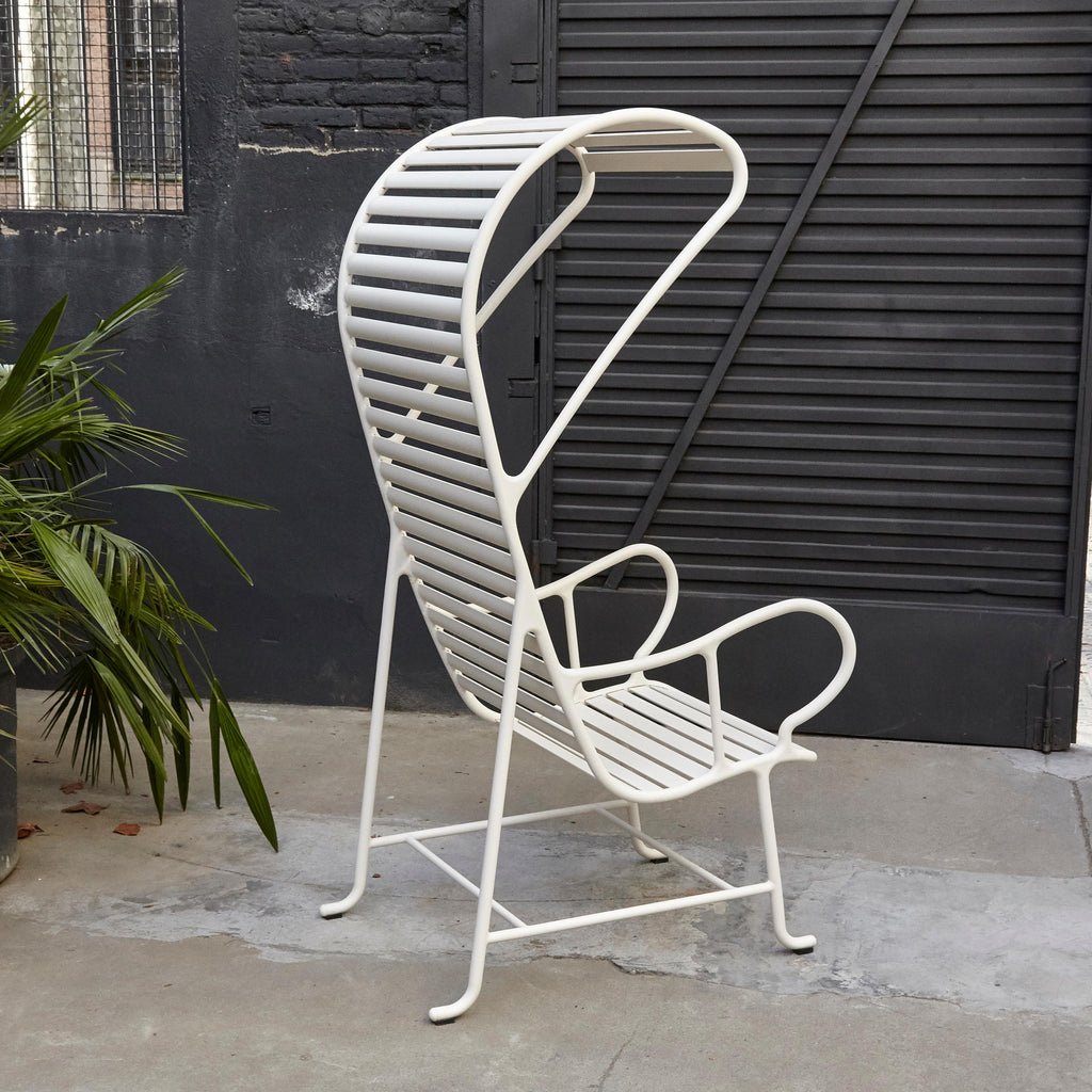 https://a.1stdibscdn.com/jaime-hayon-contemporary-white-gardenias-outdoor-armchair-with-pergola-for-sale-picture-5/f_14272/f_312315821667990941355/_MG_1383_master.jpg