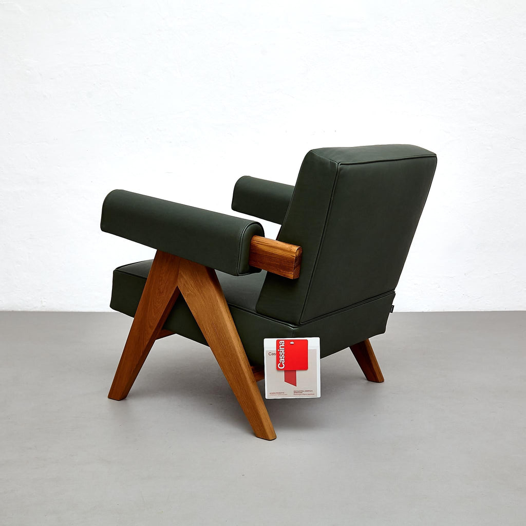 https://a.1stdibscdn.com/set-of-two-pierre-jeanneret-teak-wood-green-leather-armchair-by-cassina-for-sale-picture-10/f_14272/f_380176921705676207095/_MG_2354_master.jpg