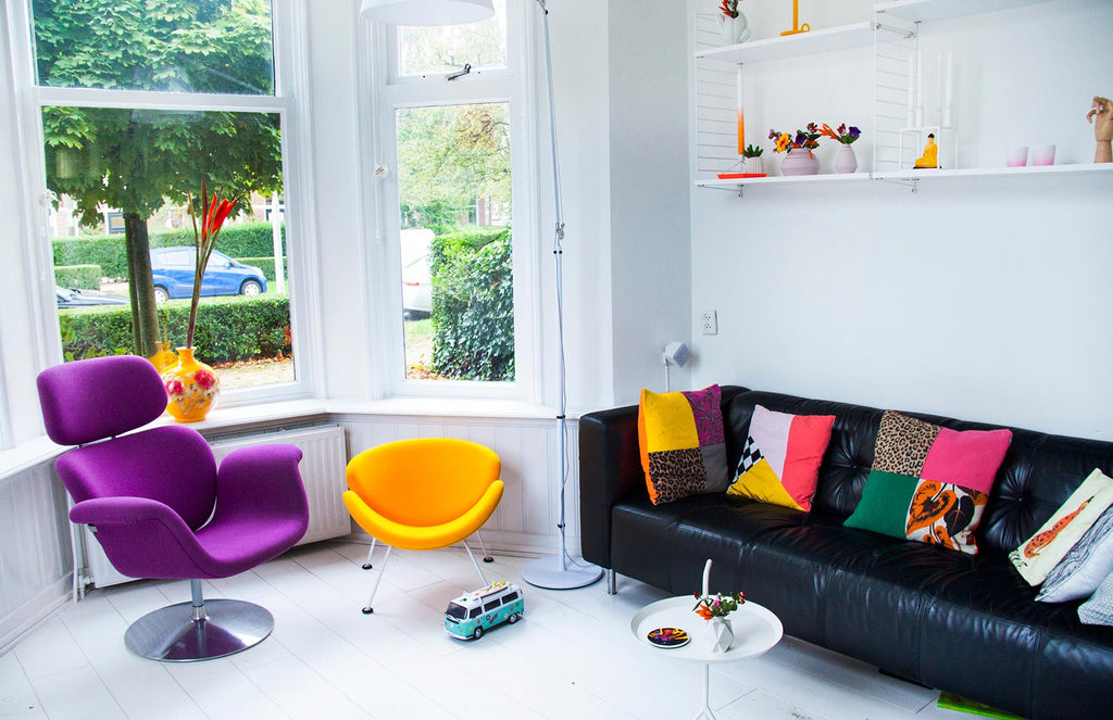 https://a.1stdibscdn.com/customizable-artifort-orange-slice-junior-chair-by-pierre-paulin-for-sale-picture-2/f_44642/f_142627011671552983198/_MG_2380_BW_Klein_master.jpg