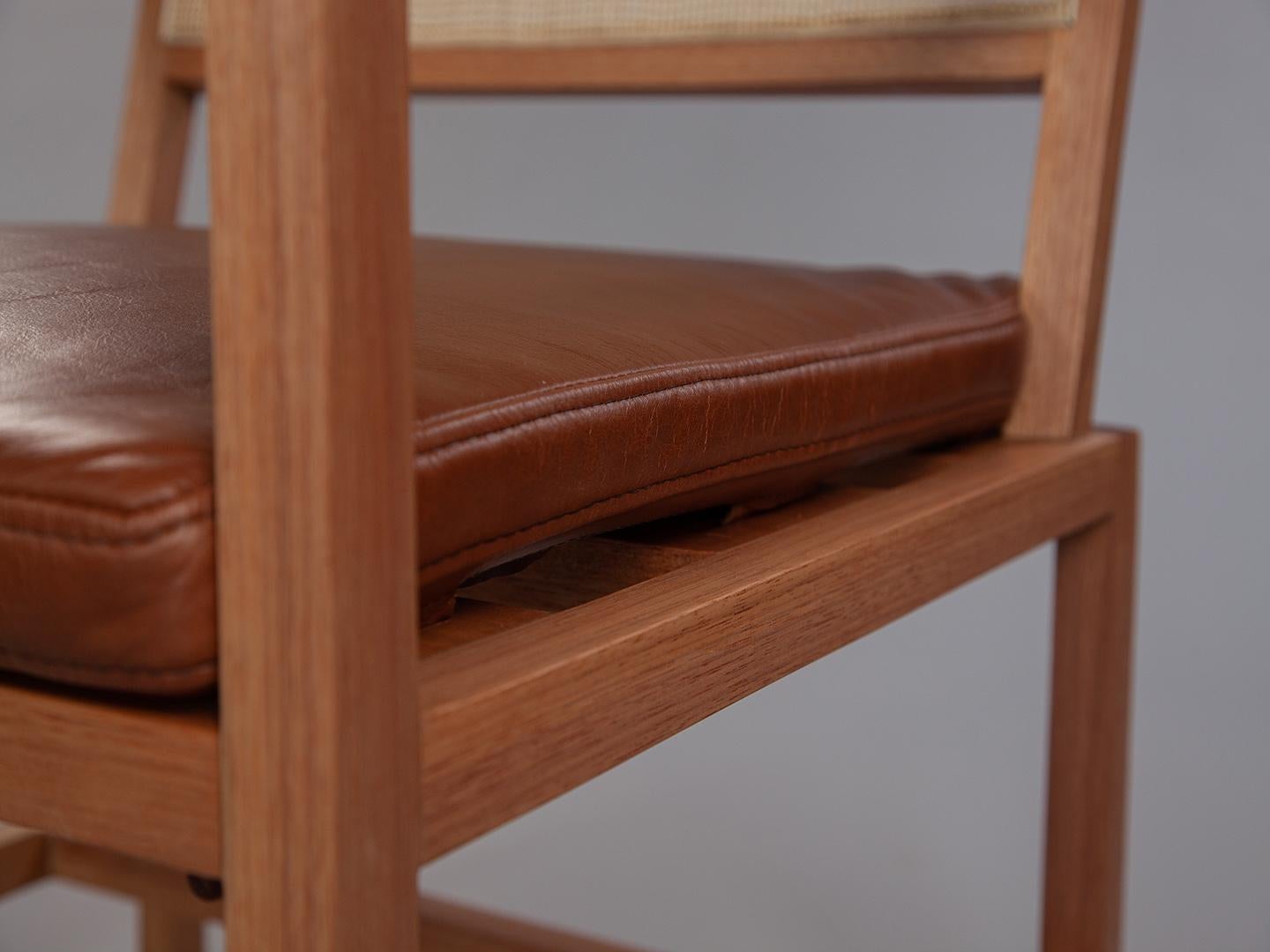 https://a.1stdibscdn.com/the-no2-armchair-produced-in-solid-jequitiba-design-by-amilcar-oliveira-for-sale-picture-8/f_88362/f_347780021738764345960/_MG_7175_master.jpg