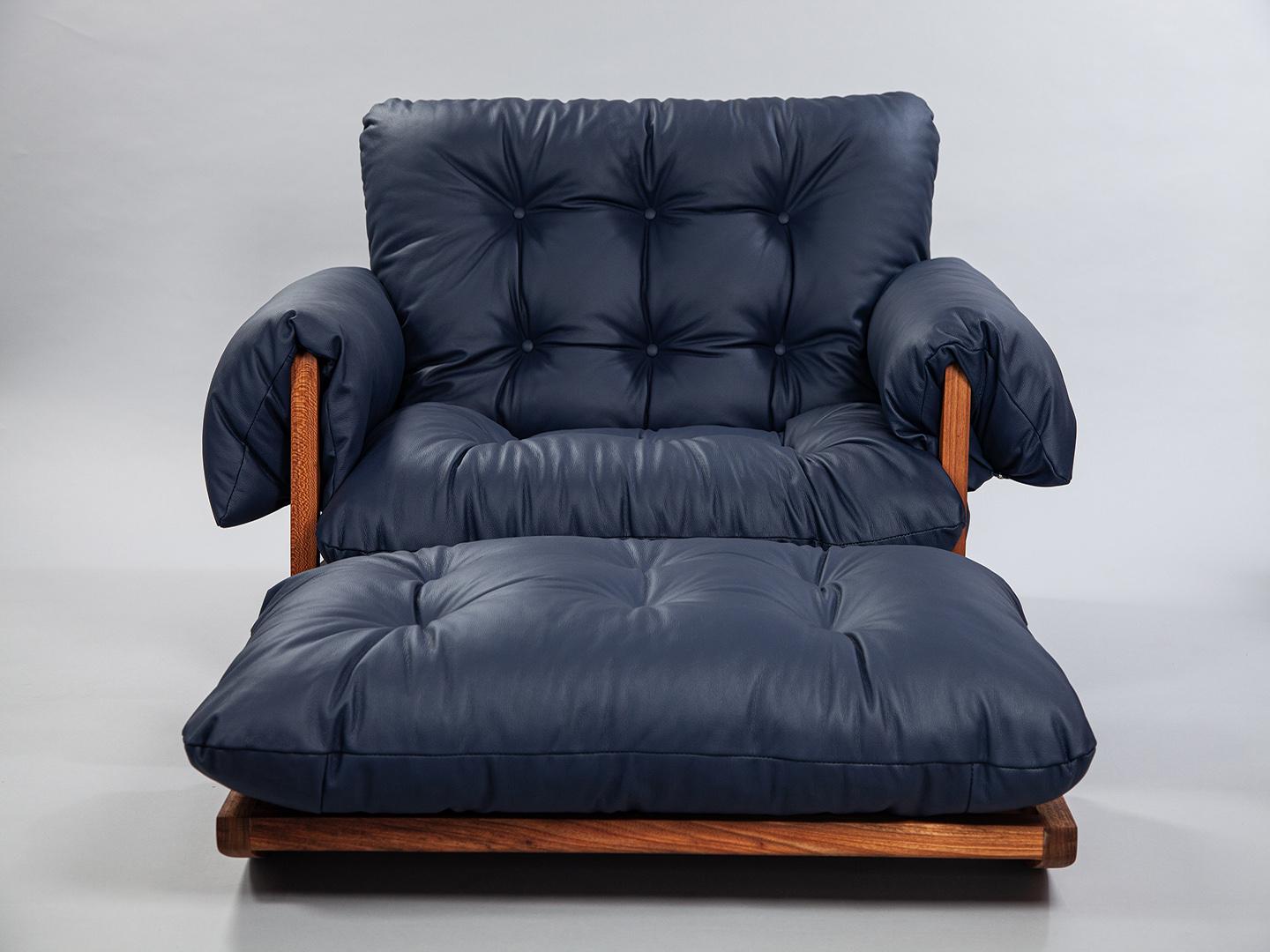 https://a.1stdibscdn.com/the-laziness-armchair-in-brazilian-solid-wood-and-leather-with-rocking-footstool-for-sale-picture-3/f_88362/f_444002021743967103771/_MG_7306_copy_master.jpg