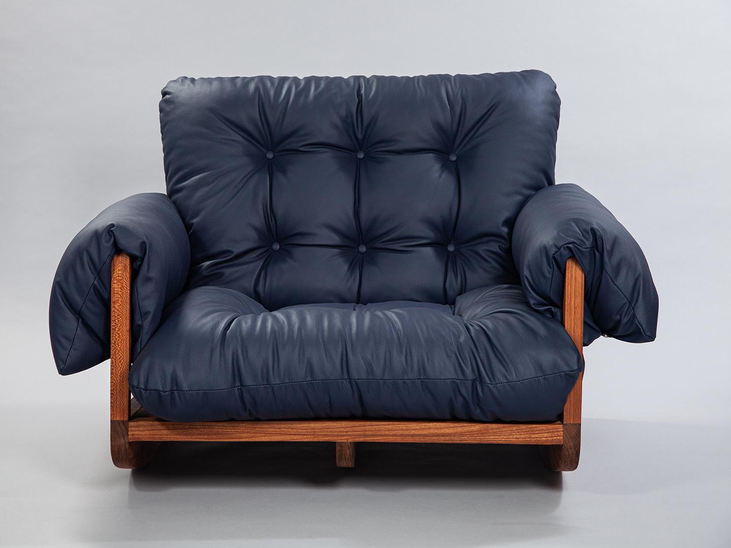 https://a.1stdibscdn.com/the-laziness-armchair-in-brazilian-solid-wood-and-leather-with-rocking-footstool-for-sale-picture-4/f_88362/f_444002021743967104044/_MG_7308_copy_master.jpg
