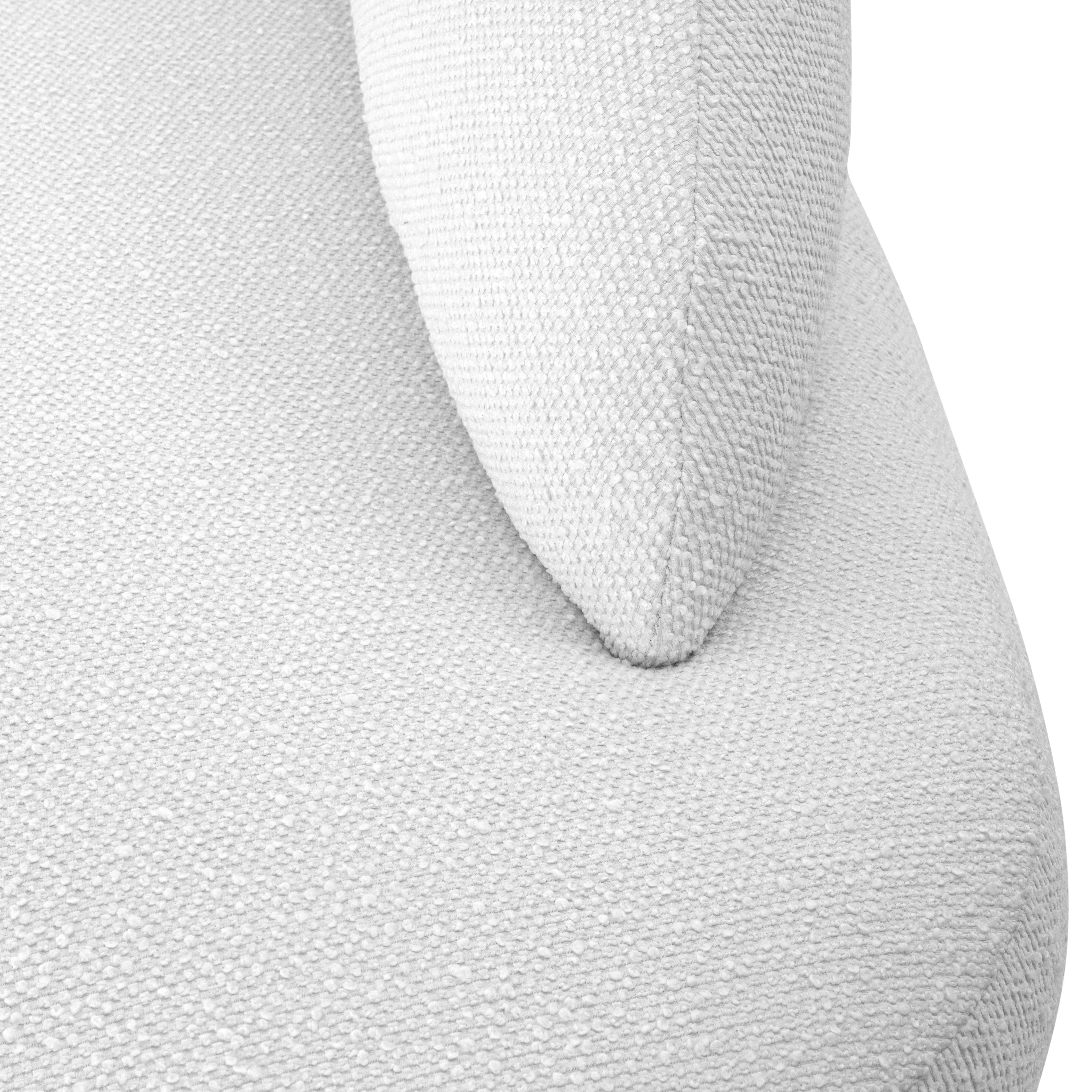 https://a.1stdibscdn.com/modular-left-side-sofa-in-white-boucle-fabric-customizable-ruy-design-for-sale-picture-8/f_52822/f_407307821732193771698/MH_9631_MODULO_MAD_RUY_2515_A8_145MC_EXP_DETALHE_master.jpg