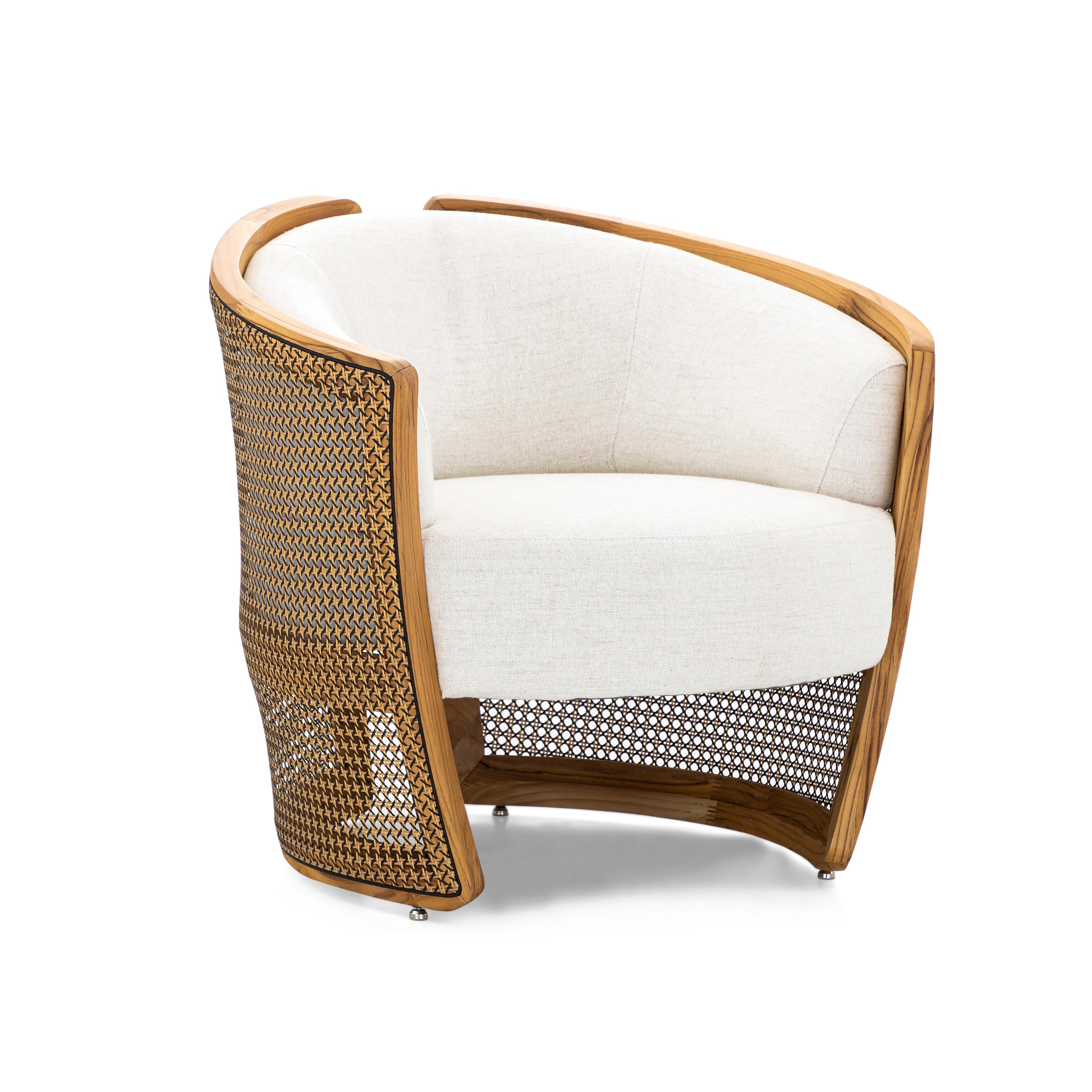 https://a.1stdibscdn.com/lirio-accent-chair-in-teak-wood-and-ivory-fabric-for-sale-picture-2/f_52822/f_346537921686157029890/MH_9839_POLTRONA_LIRIO_MESCLADO_148MT_2316_A_02_master.jpg