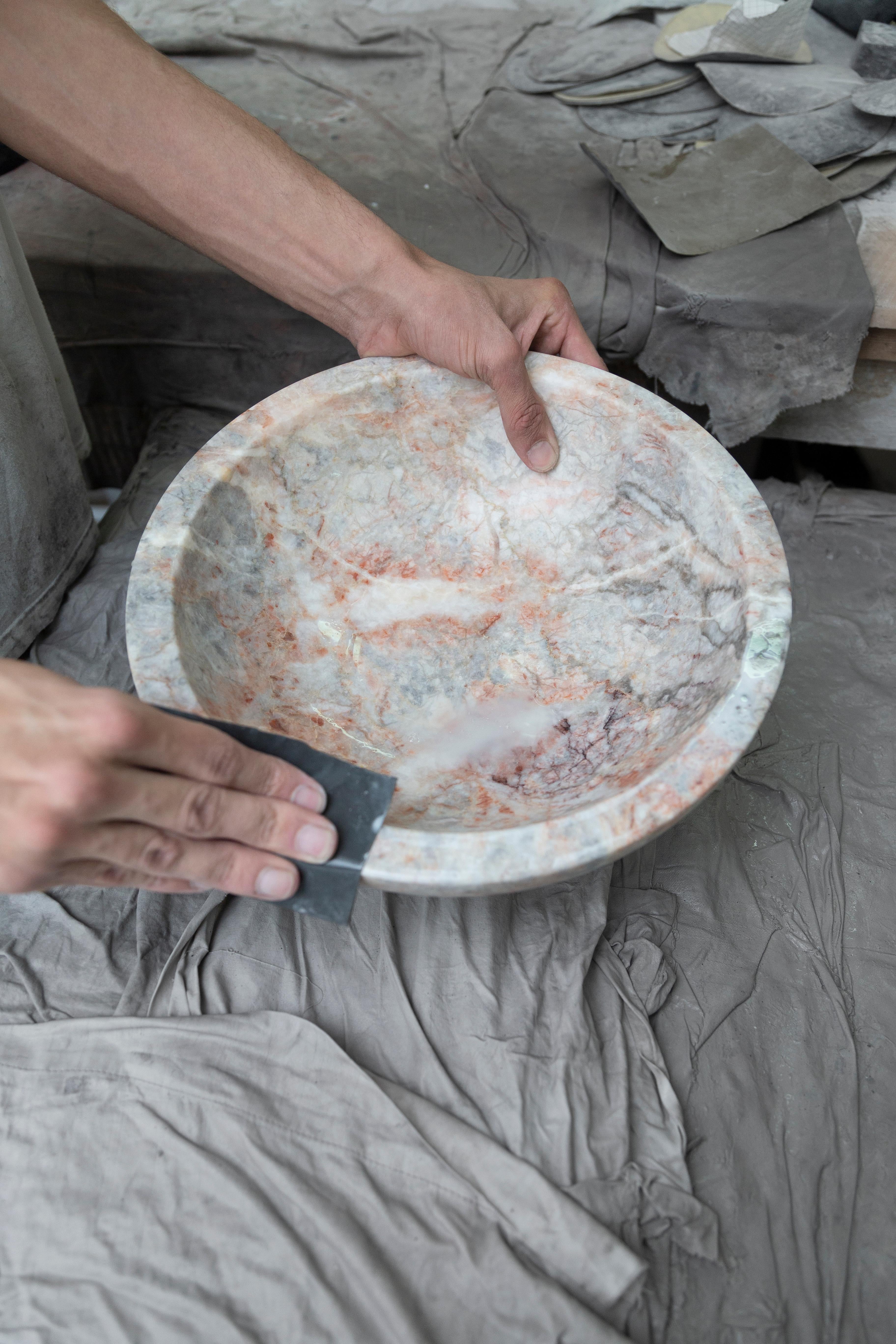 https://a.1stdibscdn.com/modern-fruit-bowl-in-marble-by-karen-chekerdjian-stock-for-sale-picture-8/f_28003/f_350100321688035342705/MMAIRO_PRODUZ_72DPI_002_master.jpg