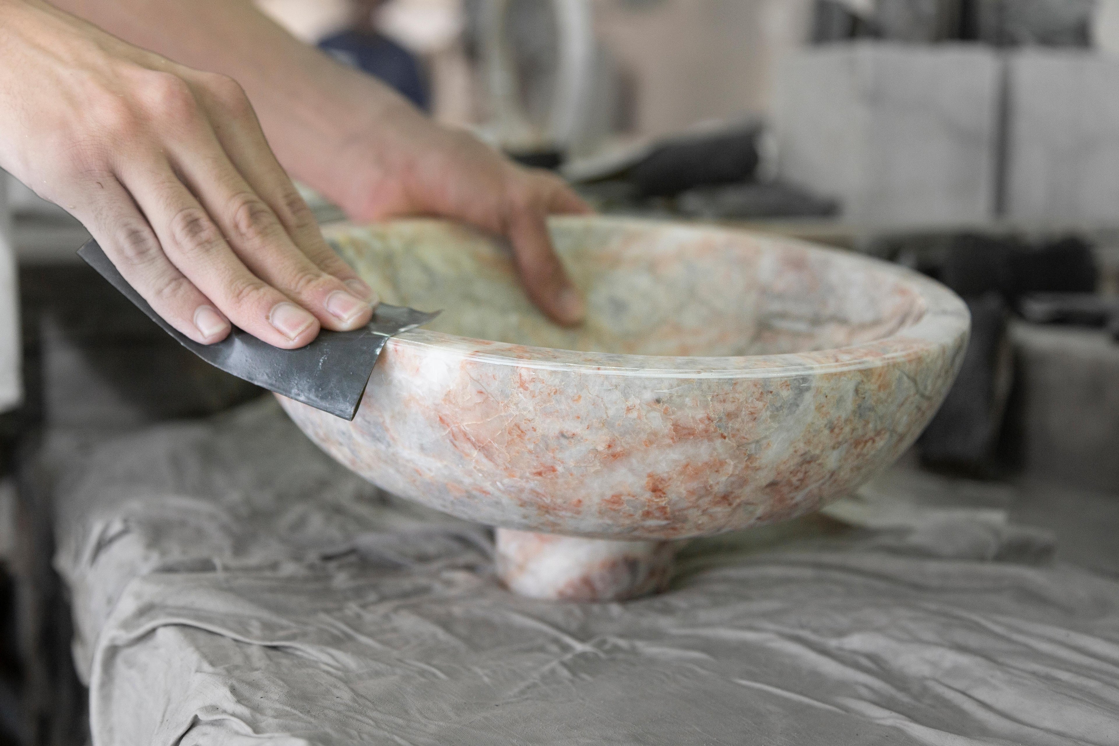 https://a.1stdibscdn.com/fruit-bowl-in-marble-by-karen-chekerdjian-made-in-italy-for-sale-picture-10/f_28003/f_241936021687156912643/MMAIRO_PRODUZ_72DPI_007_master.jpg