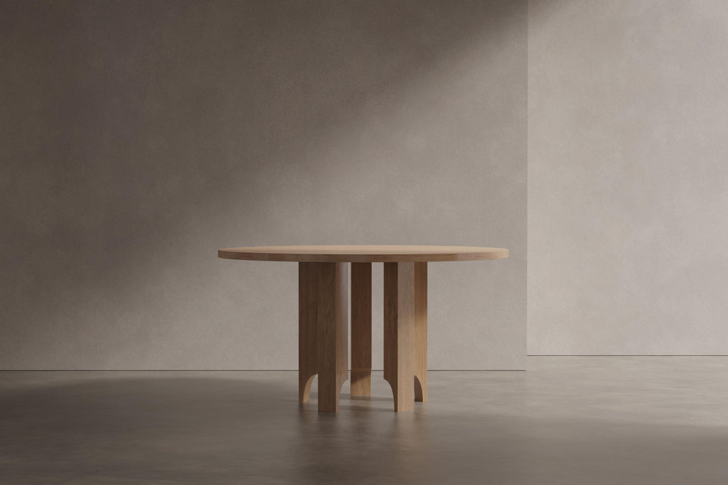 https://a.1stdibscdn.com/round-table-in-solid-natural-light-oak-acer-by-mokko-for-sale-picture-2/f_89302/f_465271921756983347526/MOK_06_Acer_01_Eiken_master.jpg