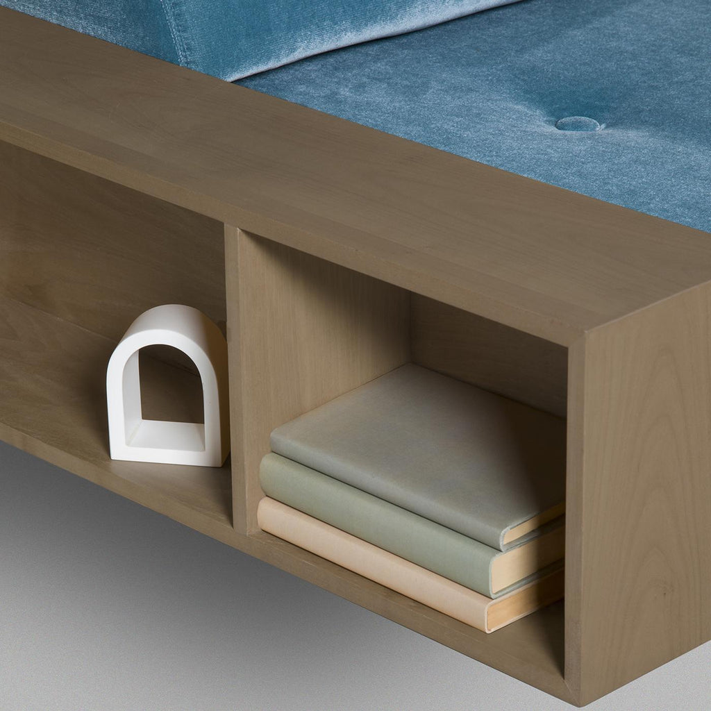https://a.1stdibscdn.com/gio-sofa-bed-for-sale-picture-3/f_17062/f_200105721595867206455/MOREVR_069_A20200416_36_111sgt1_master.jpg