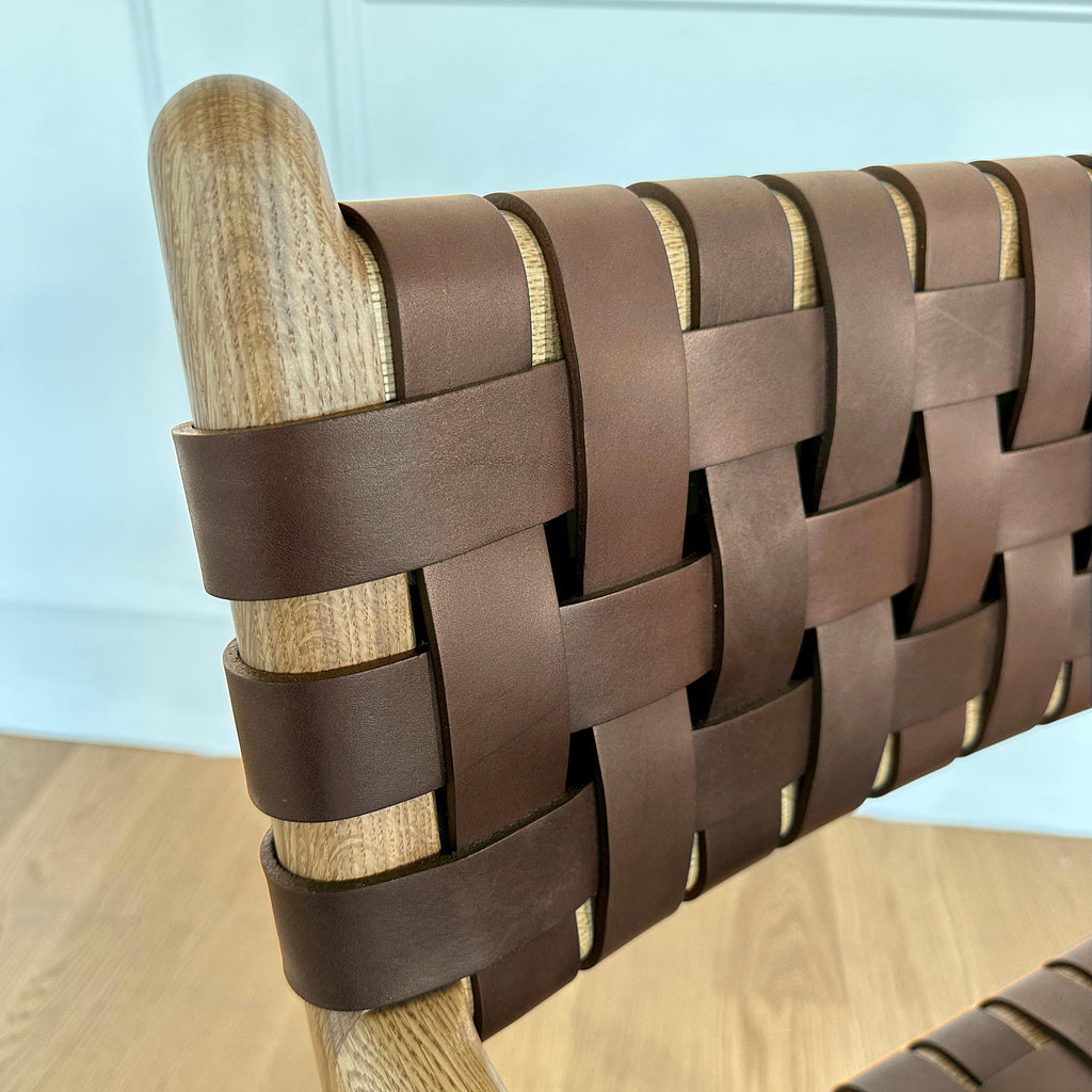 https://a.1stdibscdn.com/montgomery-modern-oak-and-leather-arm-chair-and-office-chair-by-crump-and-kwash-for-sale-picture-3/f_25303/f_323804721674516149278/MOntgomeryArmChairWOHICK2_master.jpg