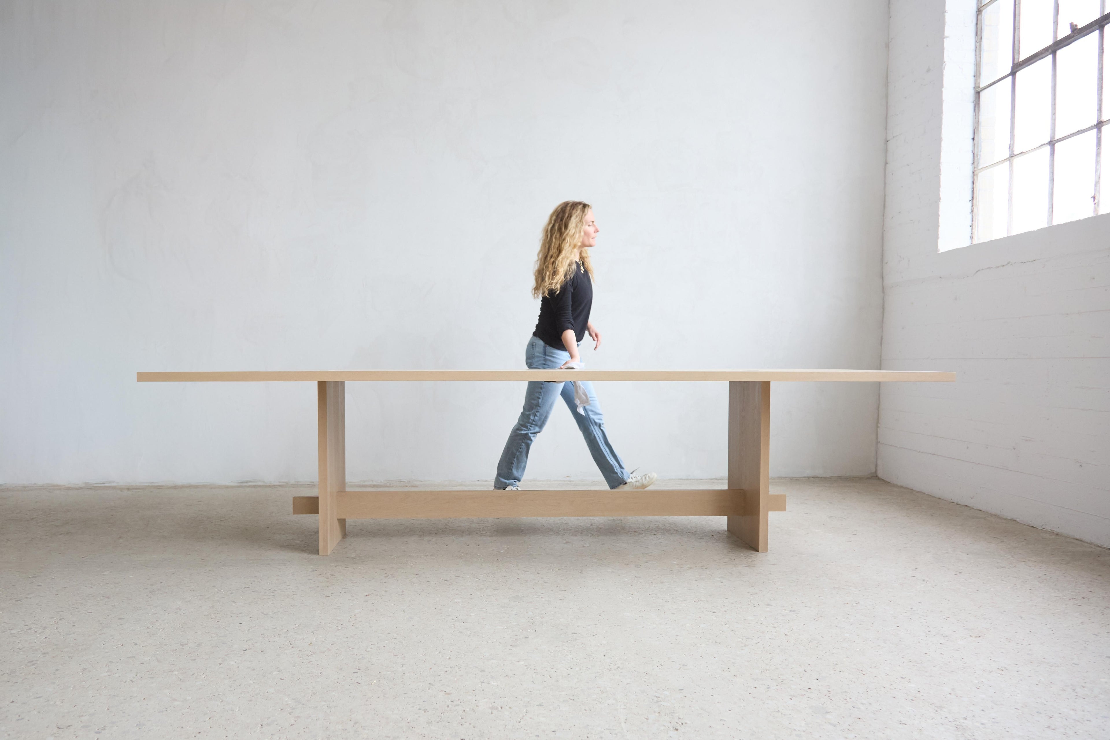 https://a.1stdibscdn.com/handcrafted-solid-white-oak-himes-dining-table-84l-by-mary-ratcliffe-studio-for-sale-picture-9/f_77712/f_410736921723661176064/MRS_146_master.jpg