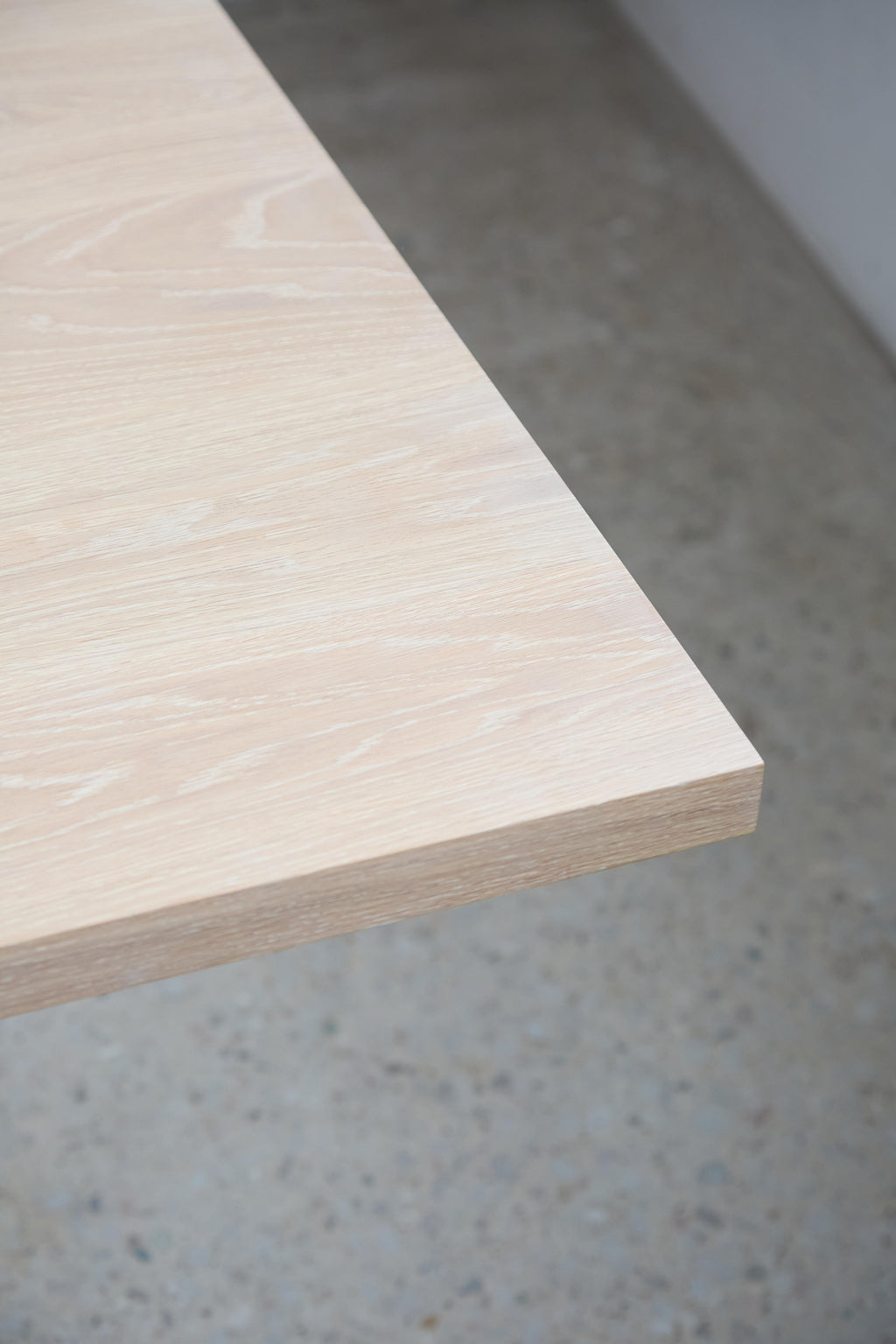 https://a.1stdibscdn.com/handcrafted-solid-white-oak-himes-dining-table-84l-by-mary-ratcliffe-studio-for-sale-picture-4/f_77712/f_410736921723661170829/MRS_14_master.jpg