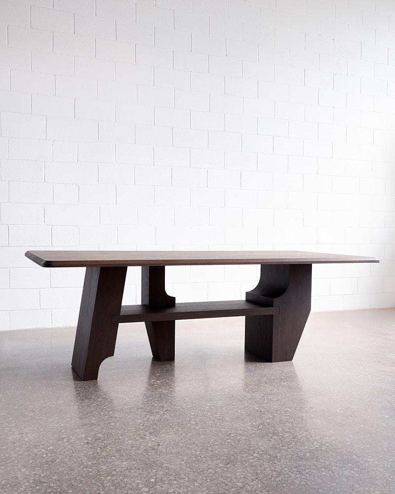 https://a.1stdibscdn.com/knox-dining-table-in-dark-oak-96l-by-mary-ratcliffe-studio-for-sale-picture-4/f_77712/f_455078021750260683333/MRS_ANONY_06_06_20257491_master.jpg