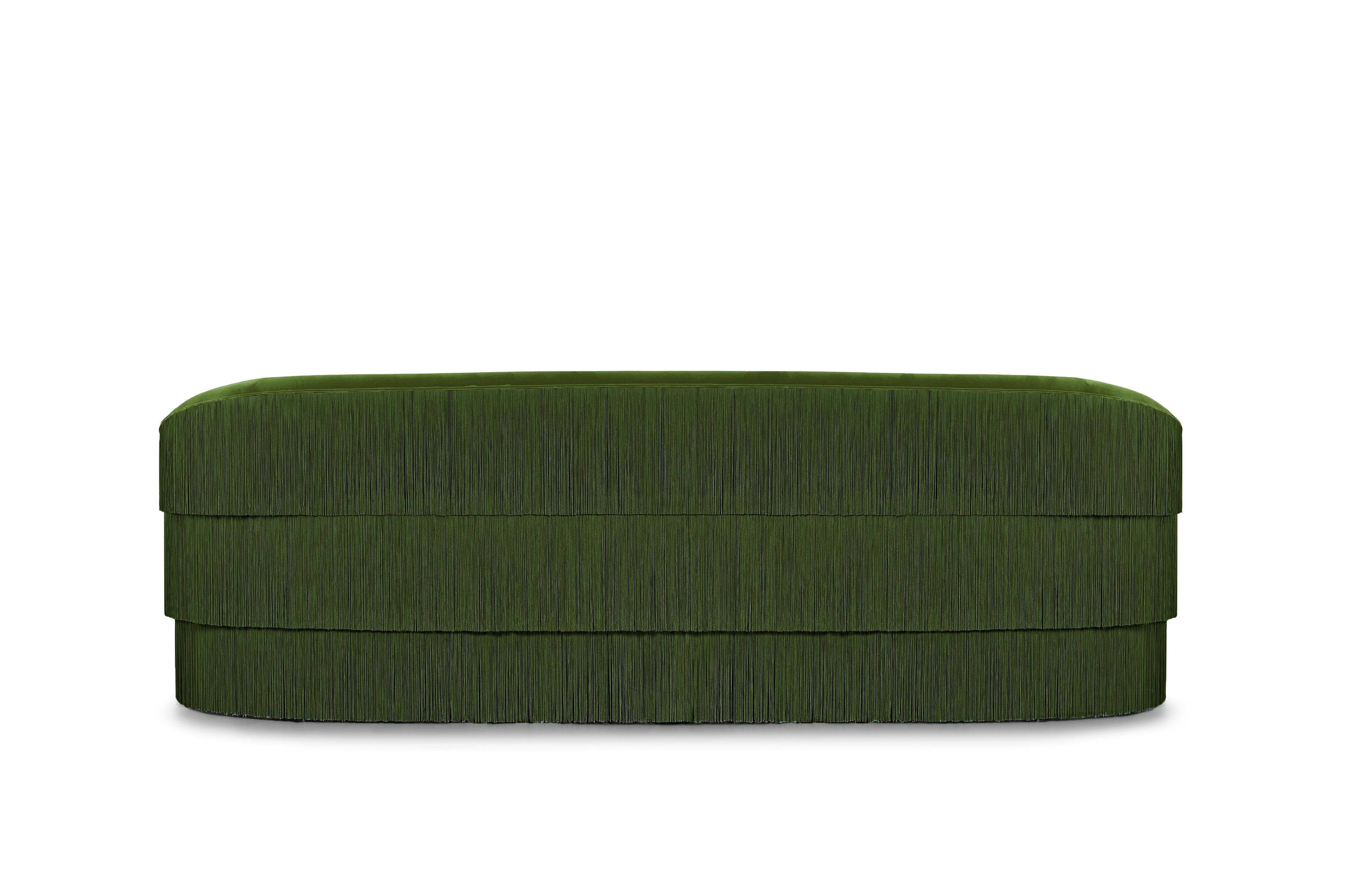 https://a.1stdibscdn.com/fringes-280-sofa-by-munna-for-sale-picture-6/f_12192/f_436030321739383991232/MUNNA_Fringes_Sofa_19__master.jpg