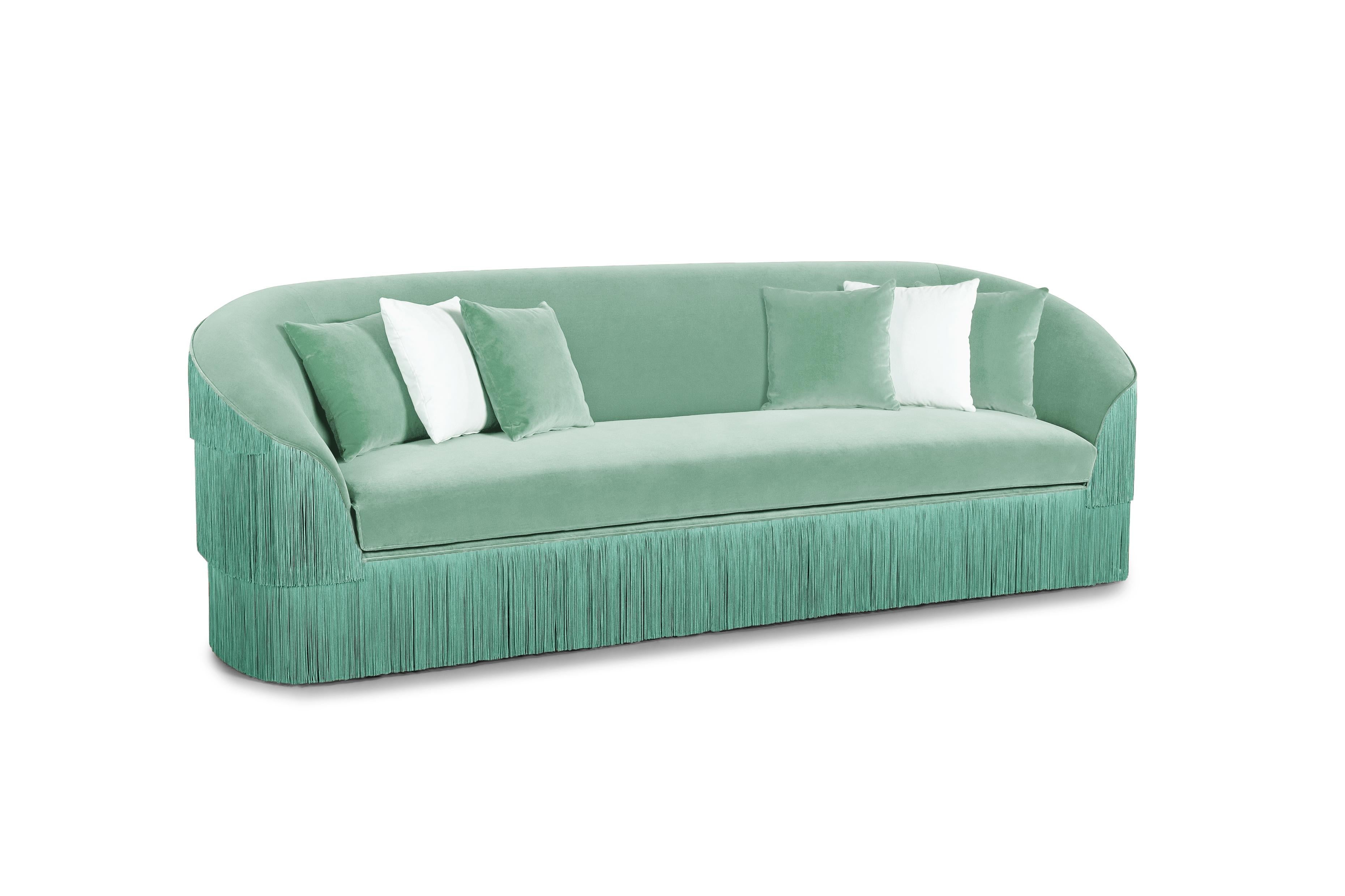 https://a.1stdibscdn.com/fringes-280-sofa-by-munna-for-sale-picture-4/f_12192/f_436014521739384223502/MUNNA_Fringes_Sofa_25__master.jpg