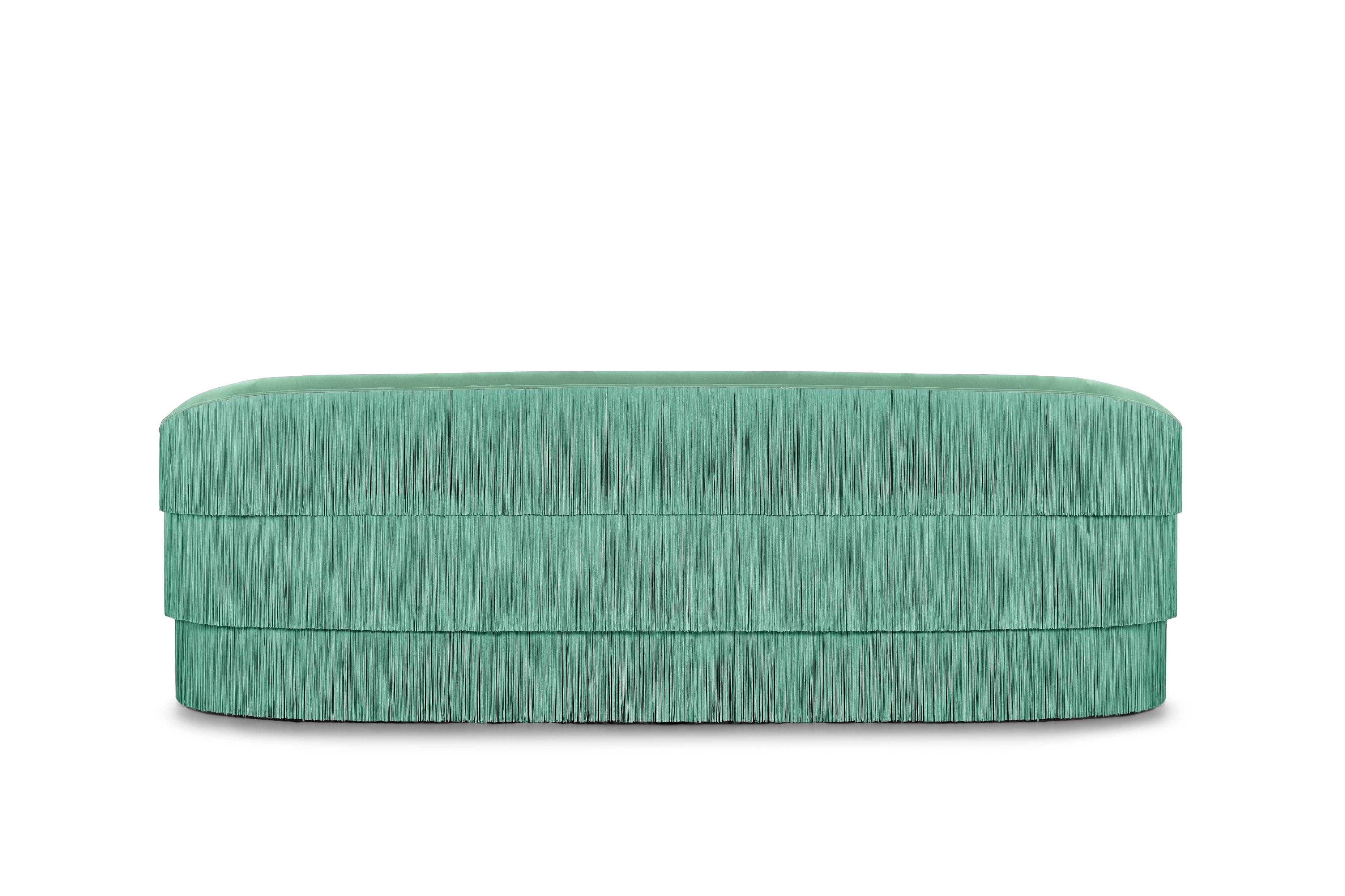 https://a.1stdibscdn.com/fringes-280-sofa-by-munna-for-sale-picture-6/f_12192/f_436014521739384224095/MUNNA_Fringes_Sofa_27__master.jpg