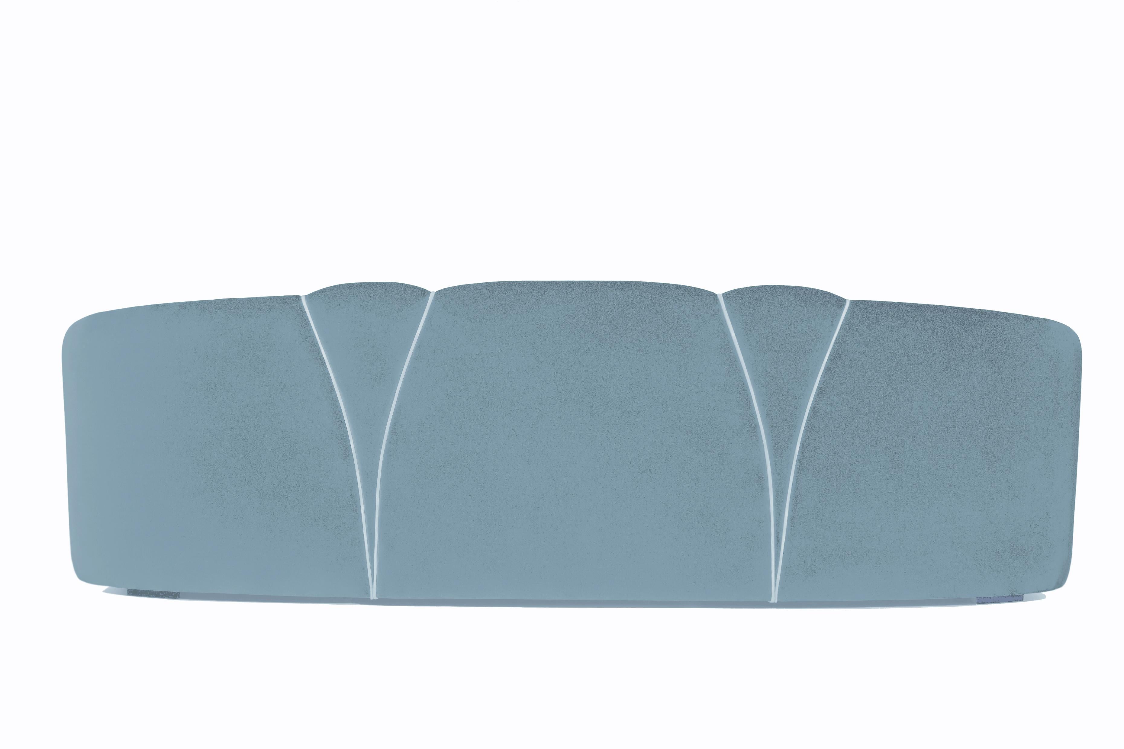 https://a.1stdibscdn.com/josephine-280-sofa-by-munna-for-sale-picture-5/f_12192/f_436140621739457267166/MUNNA_Josephine_Sofa_12__master.jpg